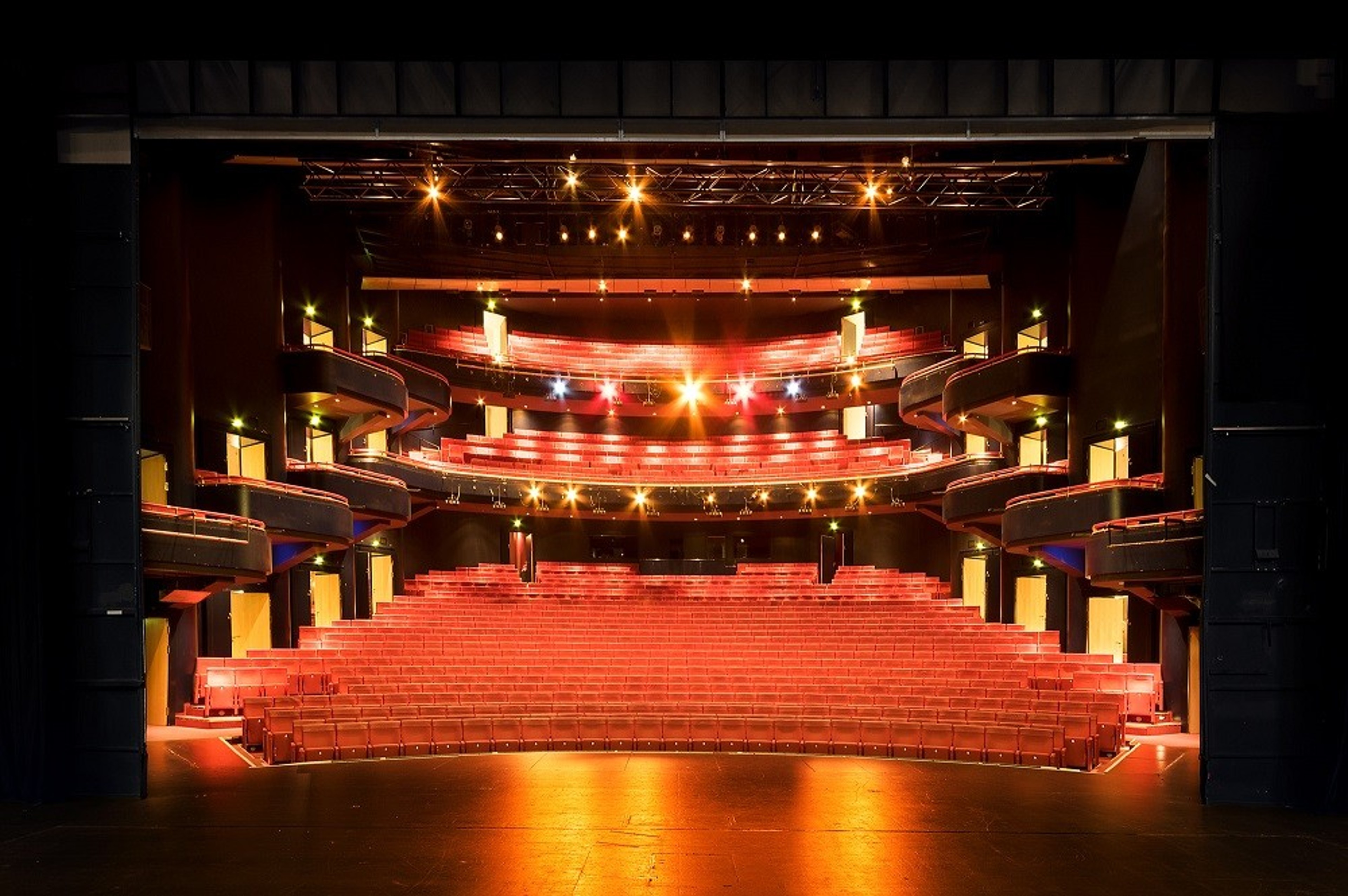 Metropol Theater Bremen — photo 4