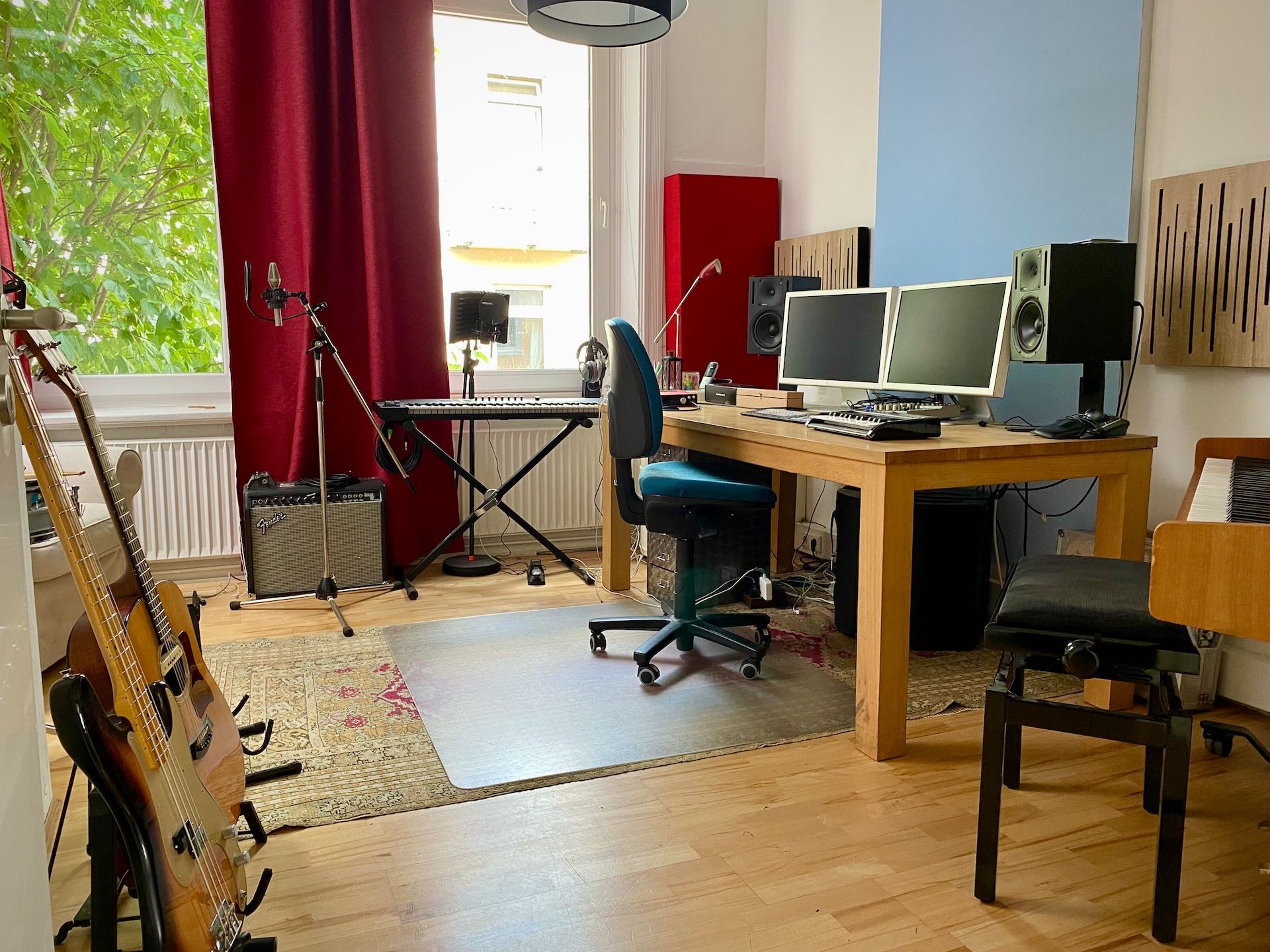 Songwriting in Hamburg's most beatiful Studio