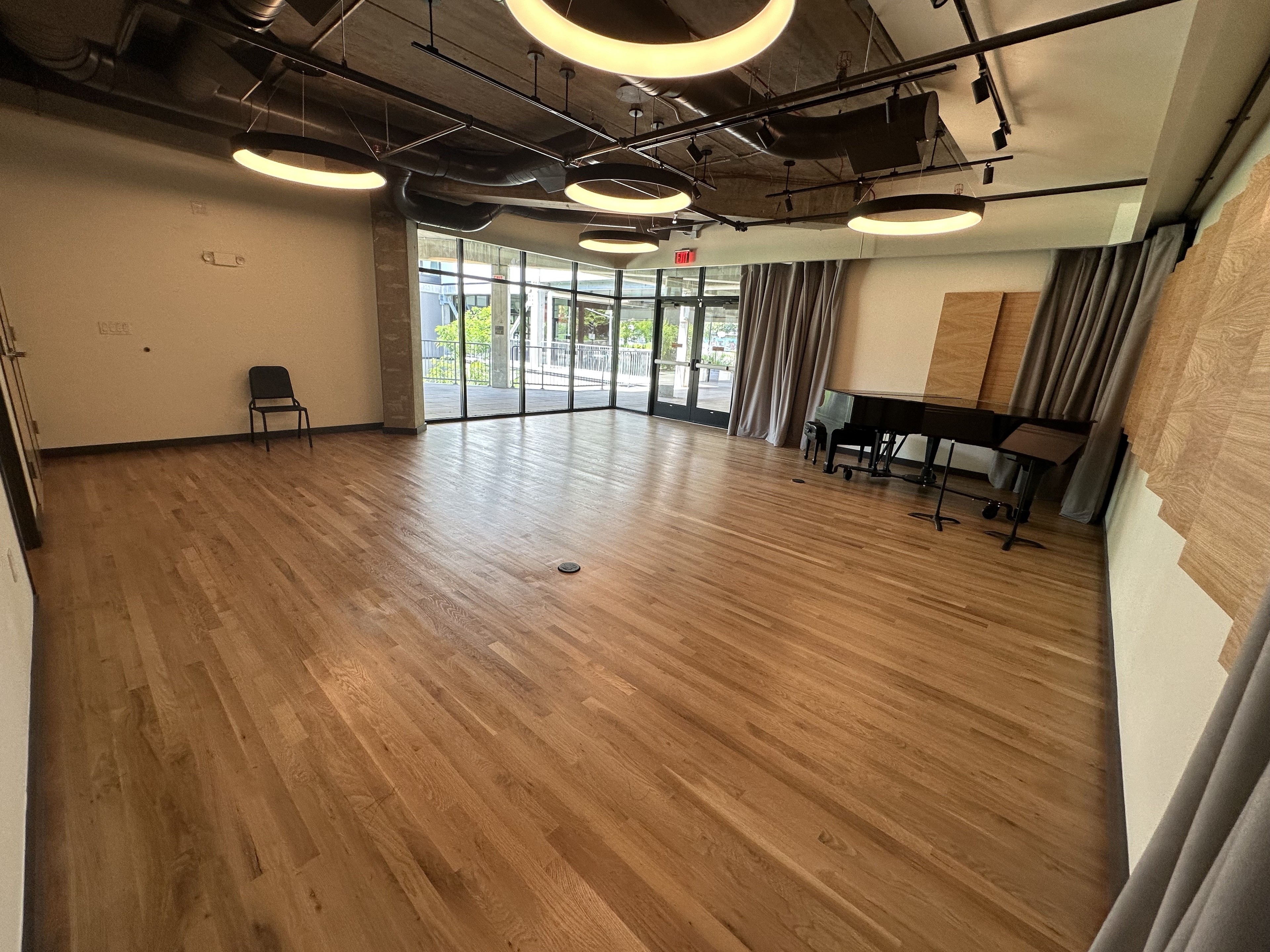 Performance Room — 写真3