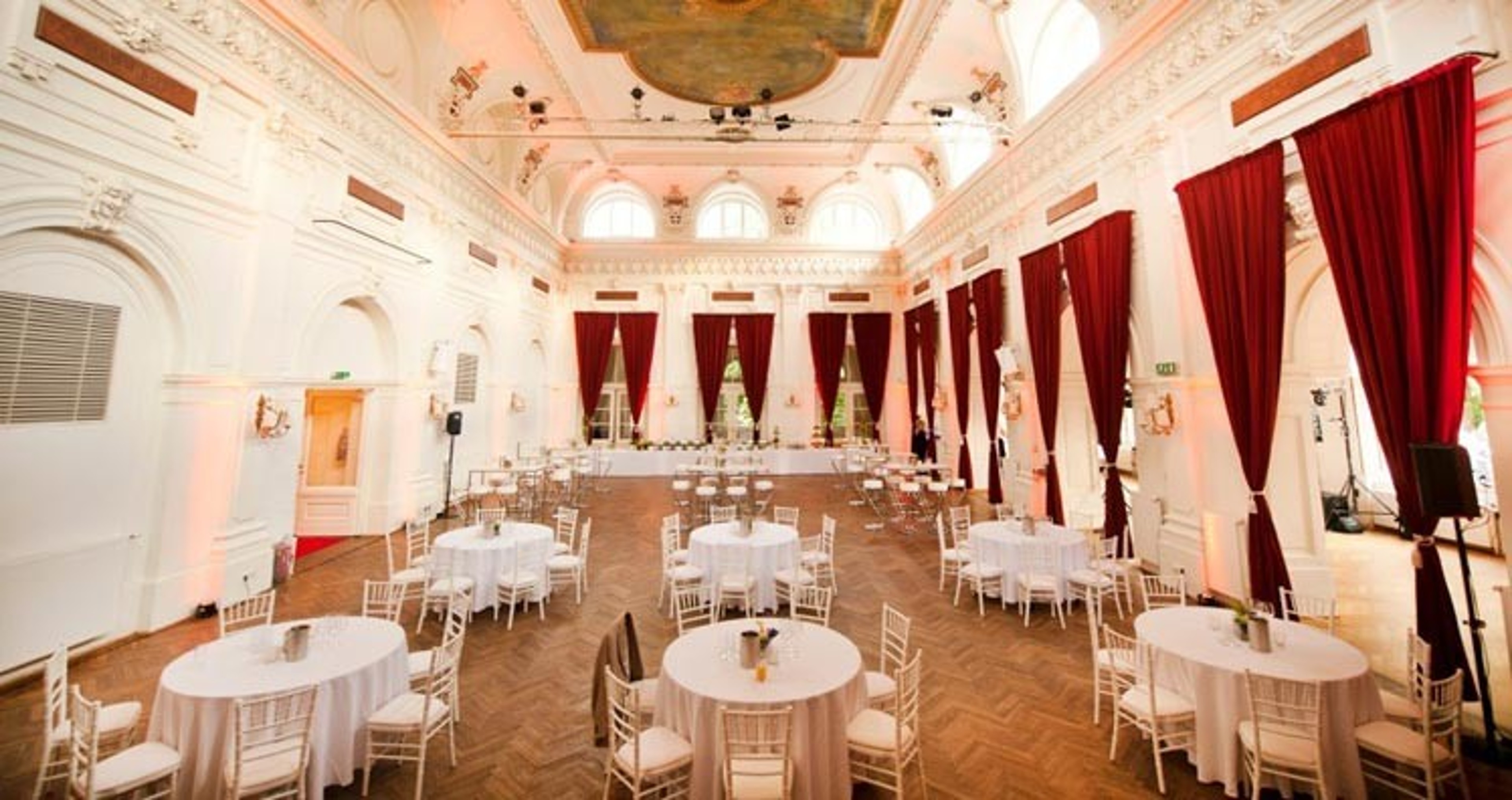 Casino Baumgarten - Ballroom — photo 4