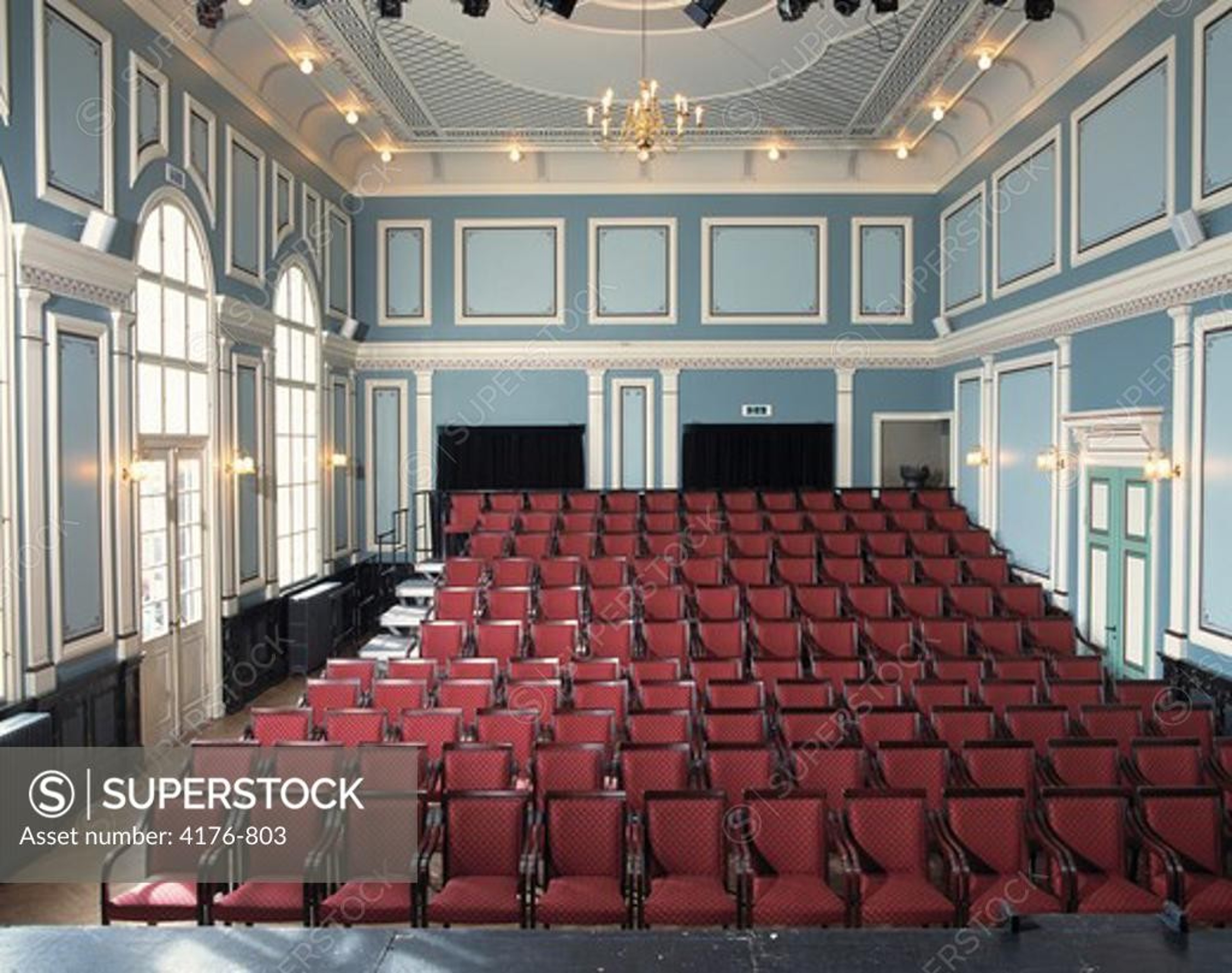 Culture House Iðnó  Big Ballroom, Concert Hall — 写真3