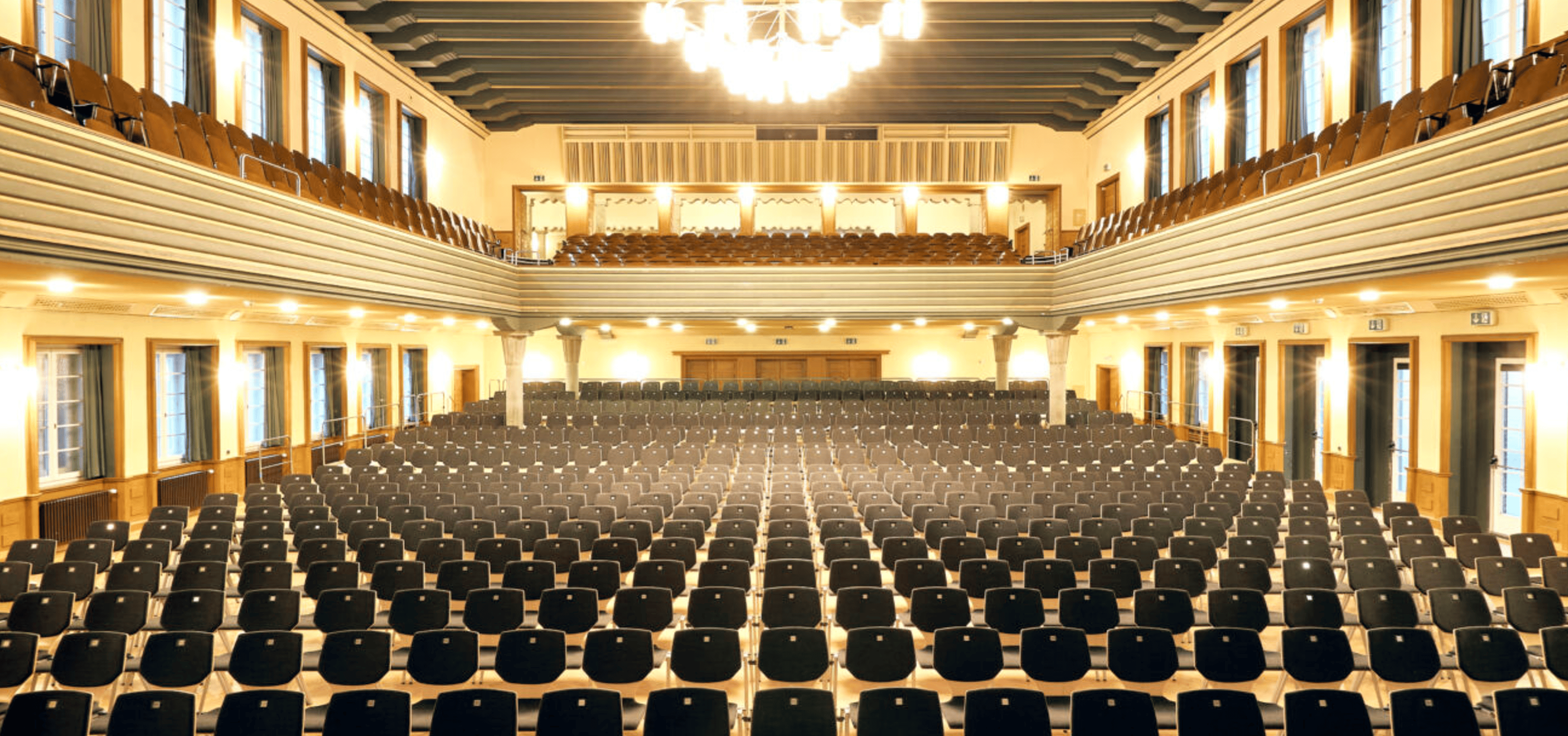 Theater Saal Volkshaus Zurich — 写真2
