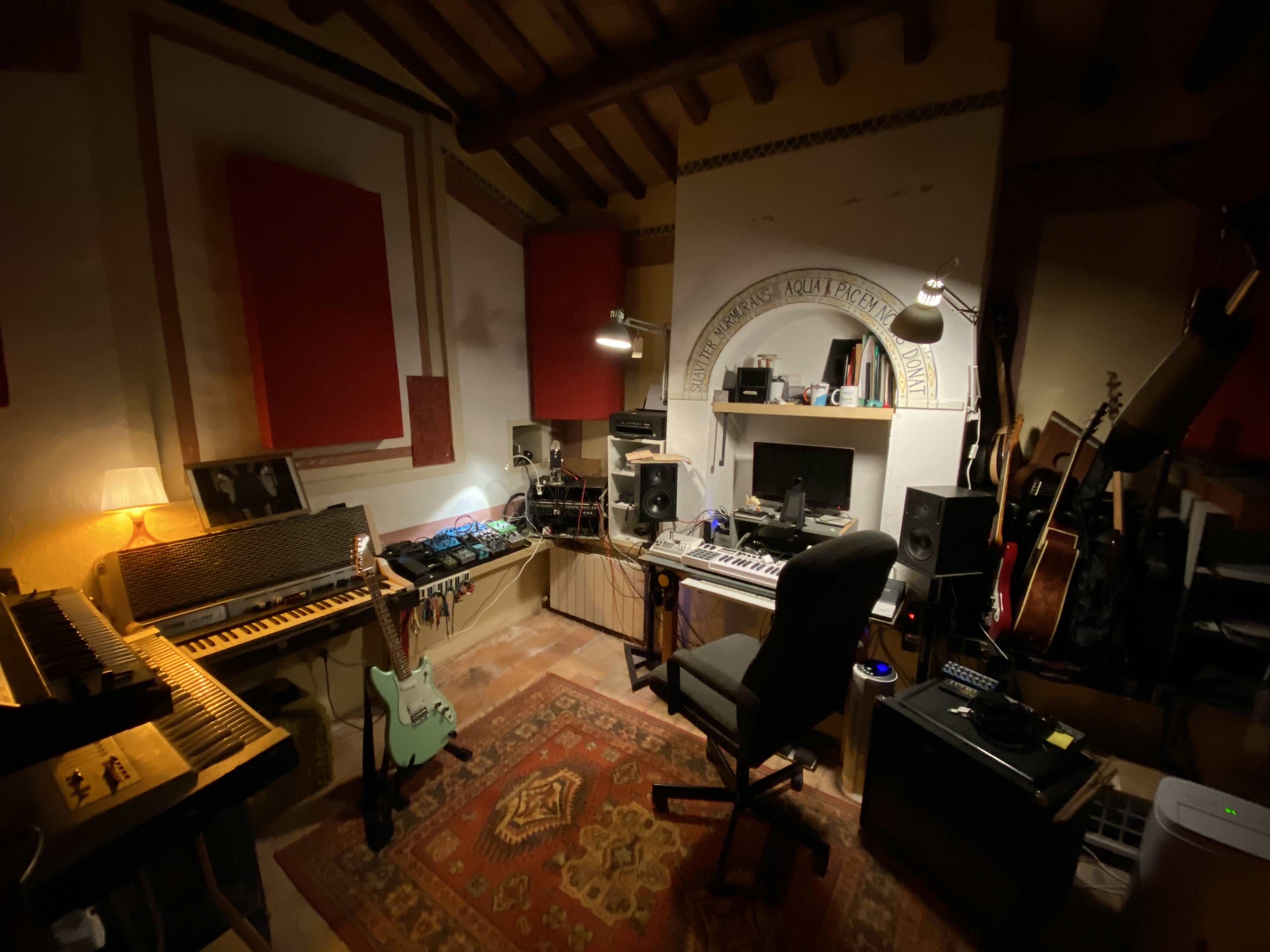 A home for sound gardeners, inspiration seekers, music explorers.