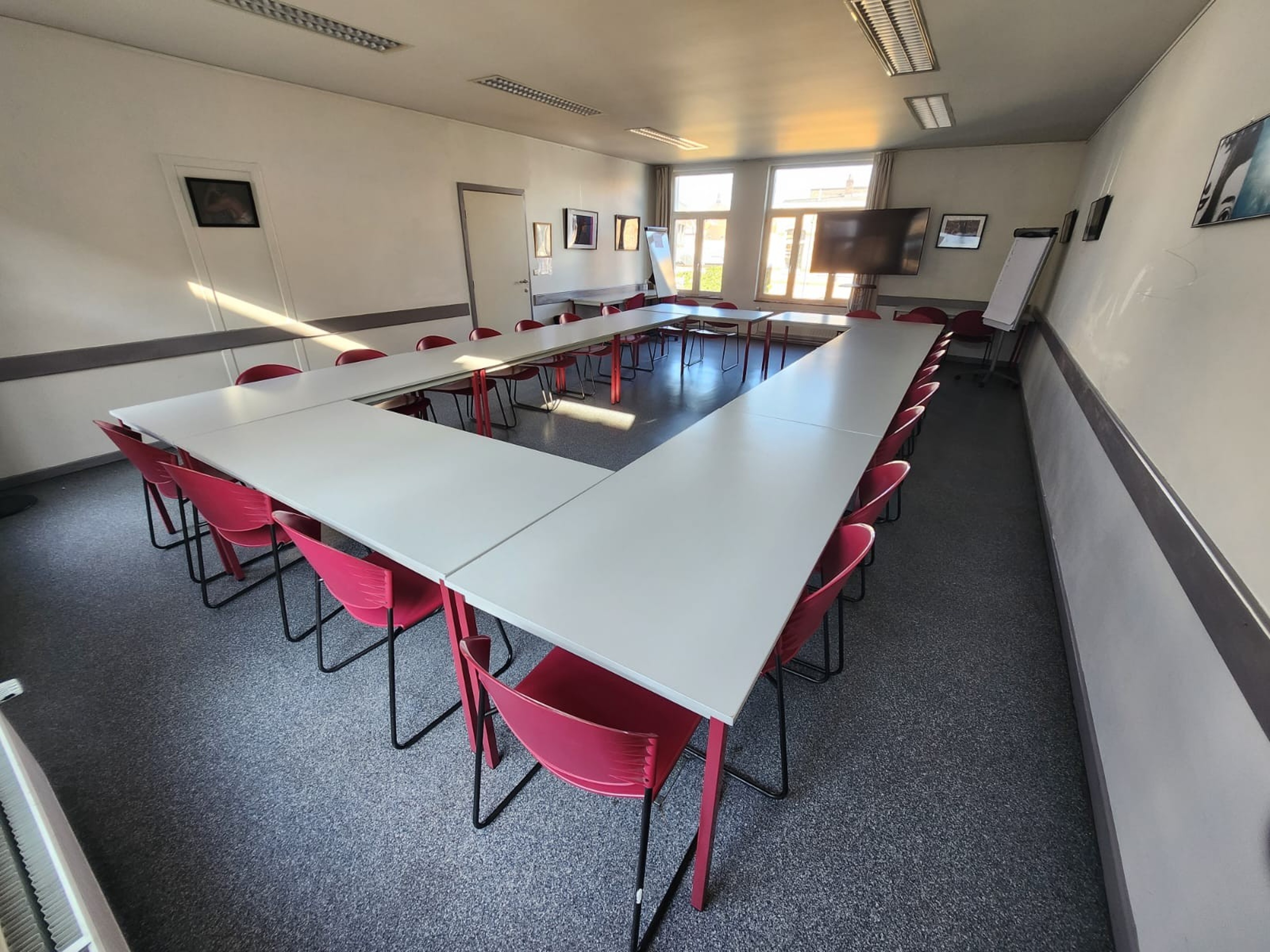 ROSA PARKS: Meeting Room — photo 4