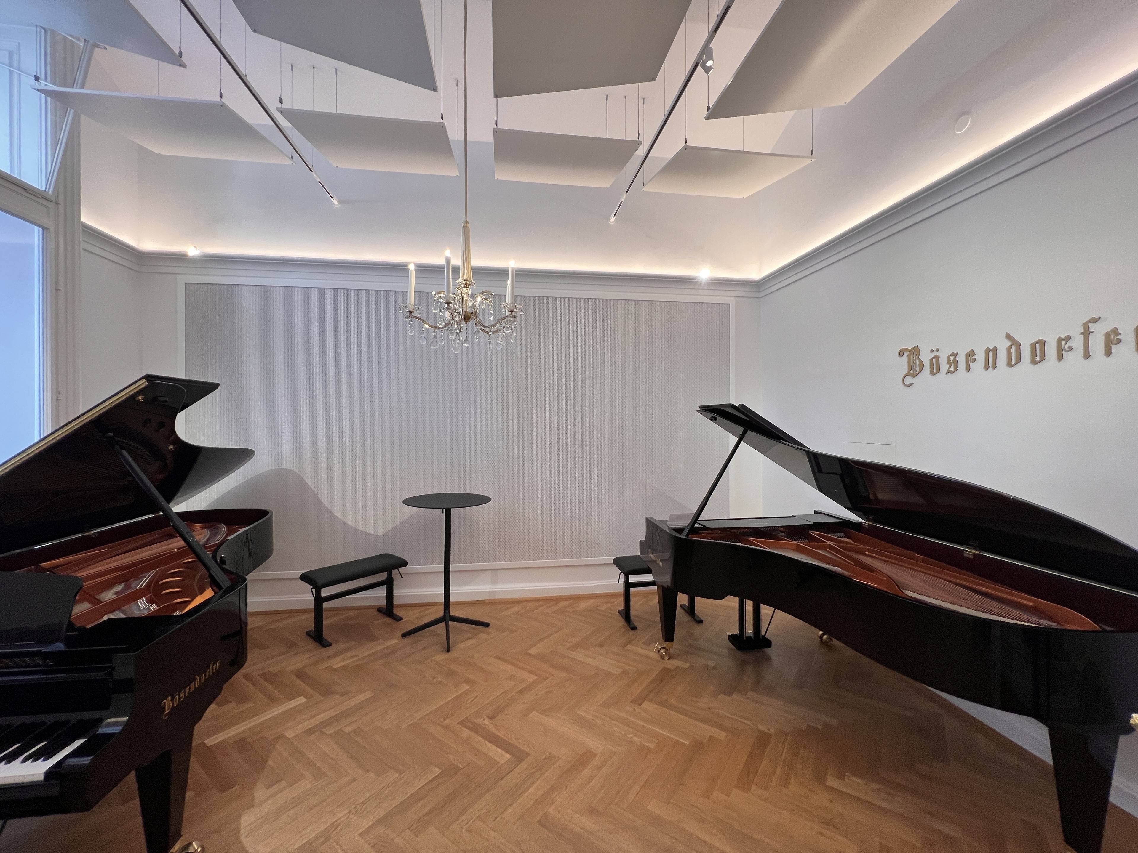 Konzertstudio mit zwei Bösendorfer Concert Grands
