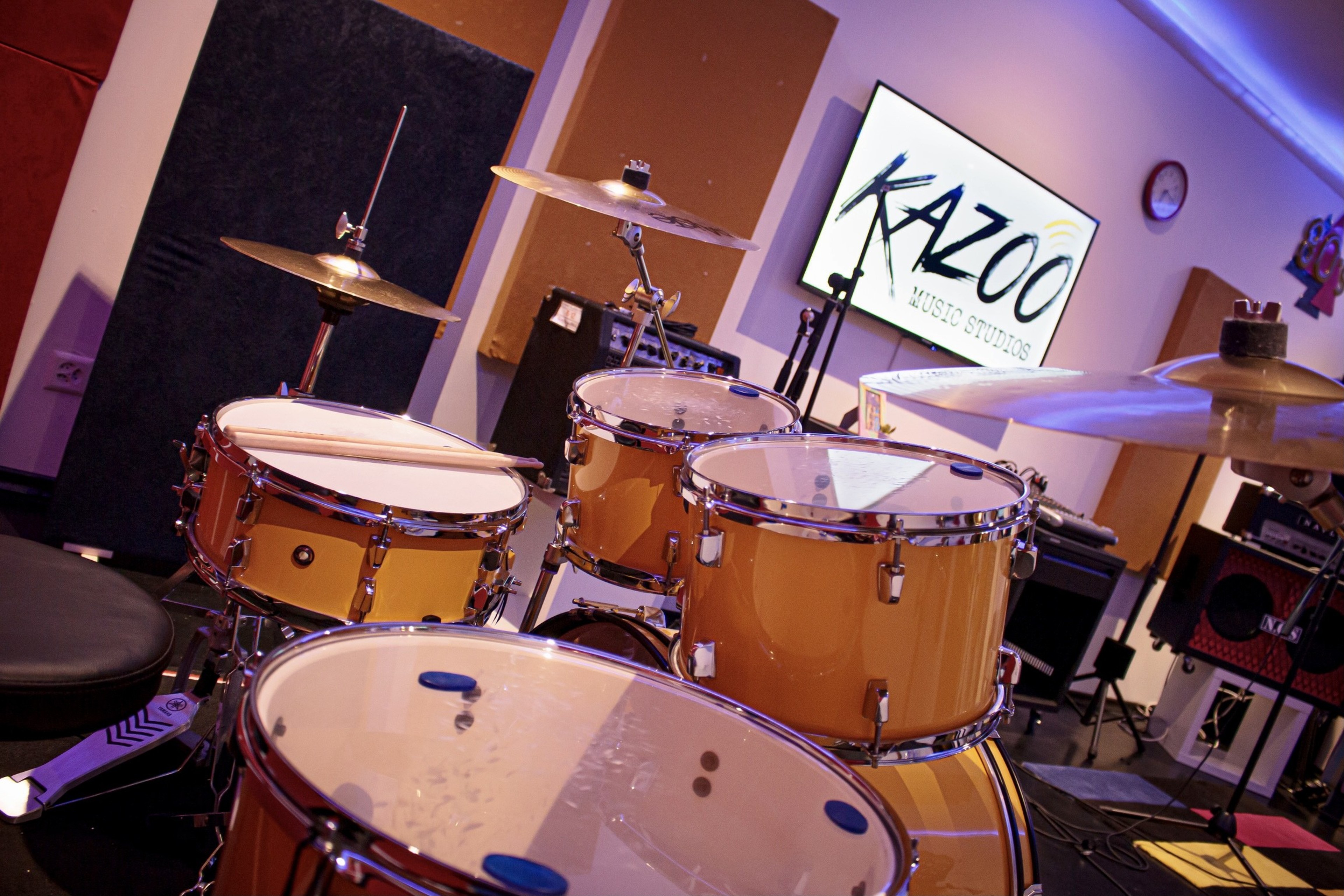 Kazoo Music Studios - Rehearsal Studio "80's" — photo 2