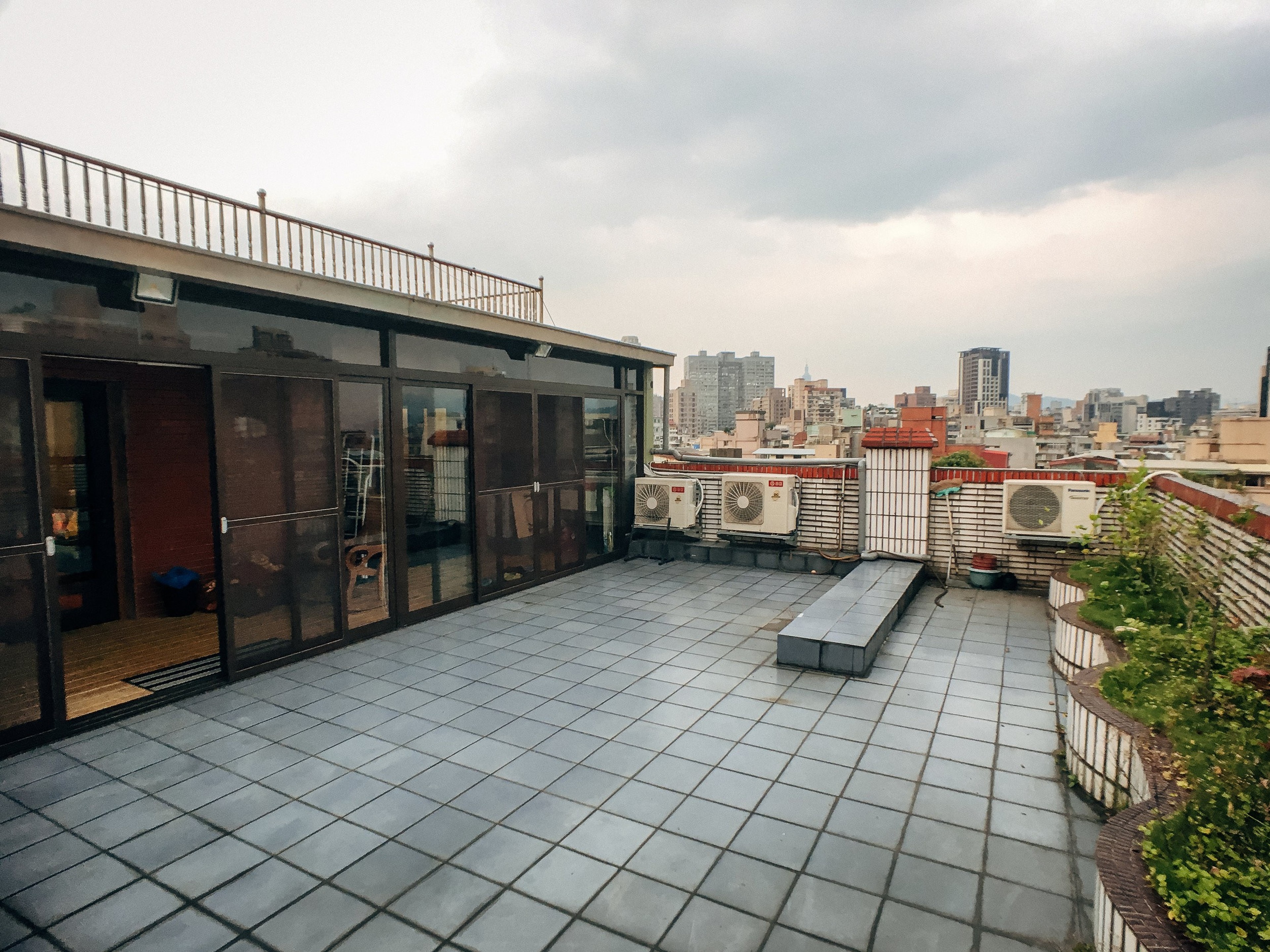 Professional Rooftop Recording Studio in Taipei — photo 5