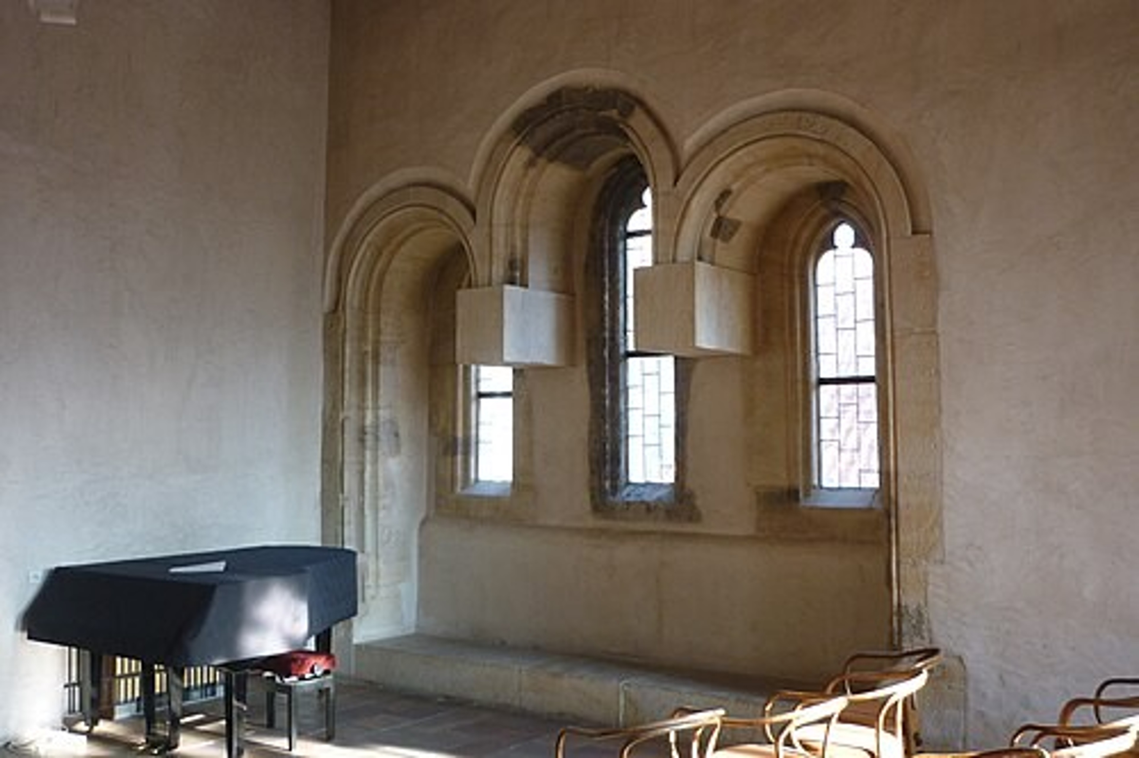 The Stone Bell House - 13th Century Medieval Town House — photo 2