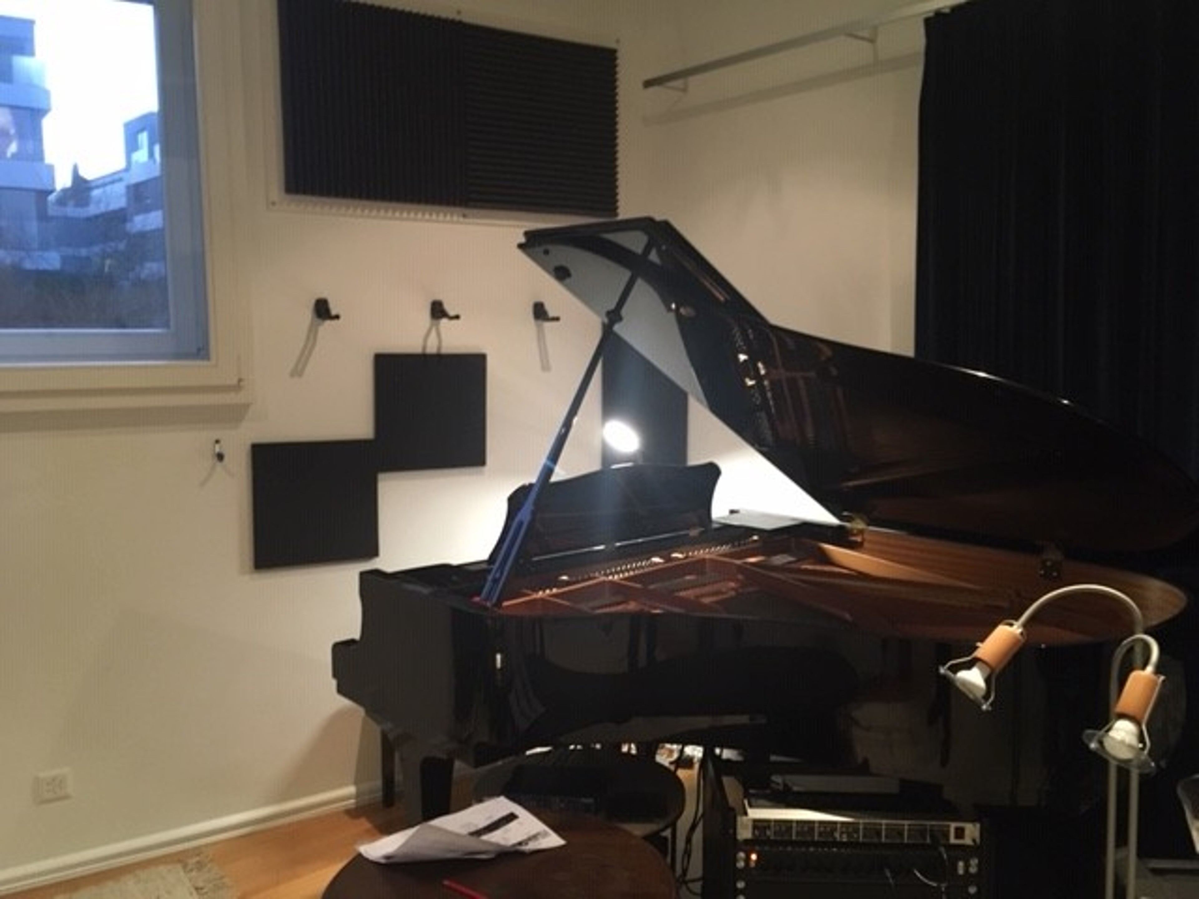 Grand piano in a perfect location with parking