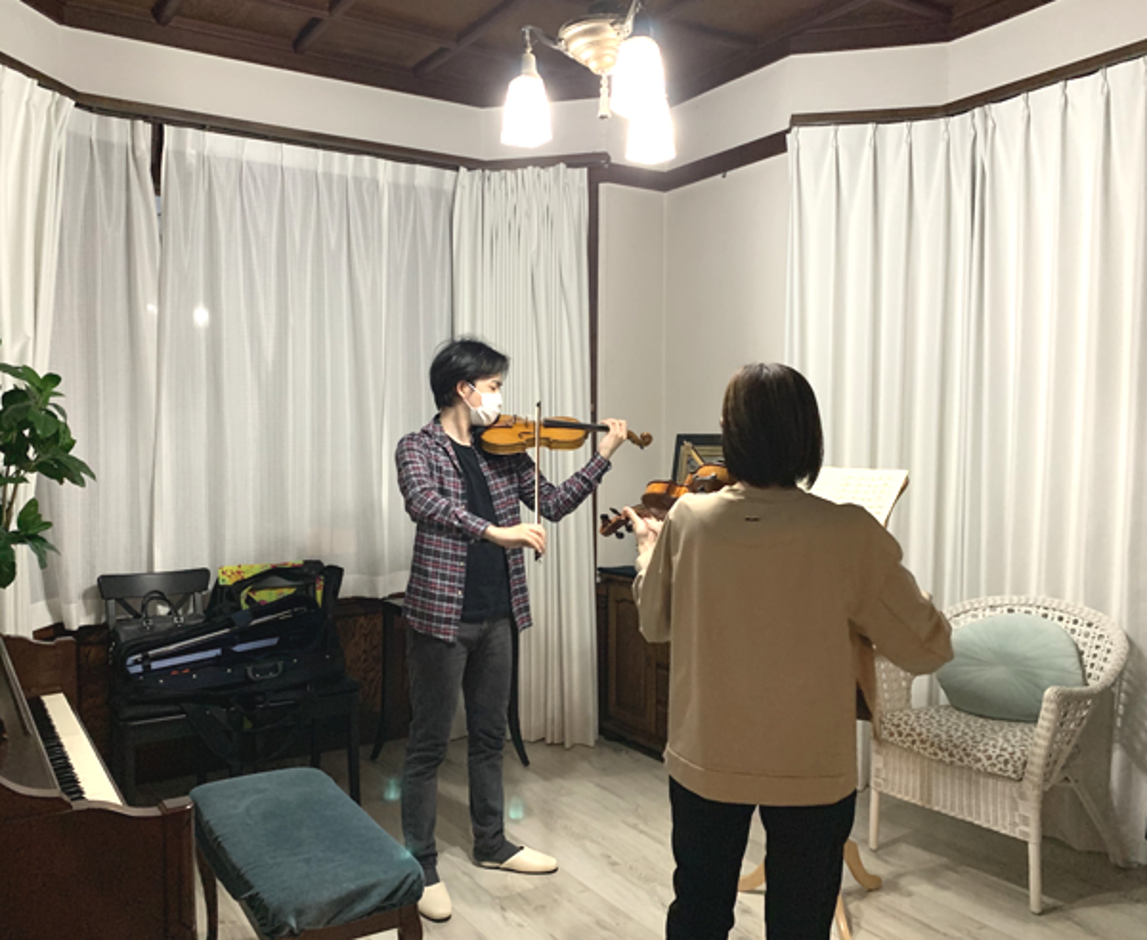 Piano Room with History — photo 3