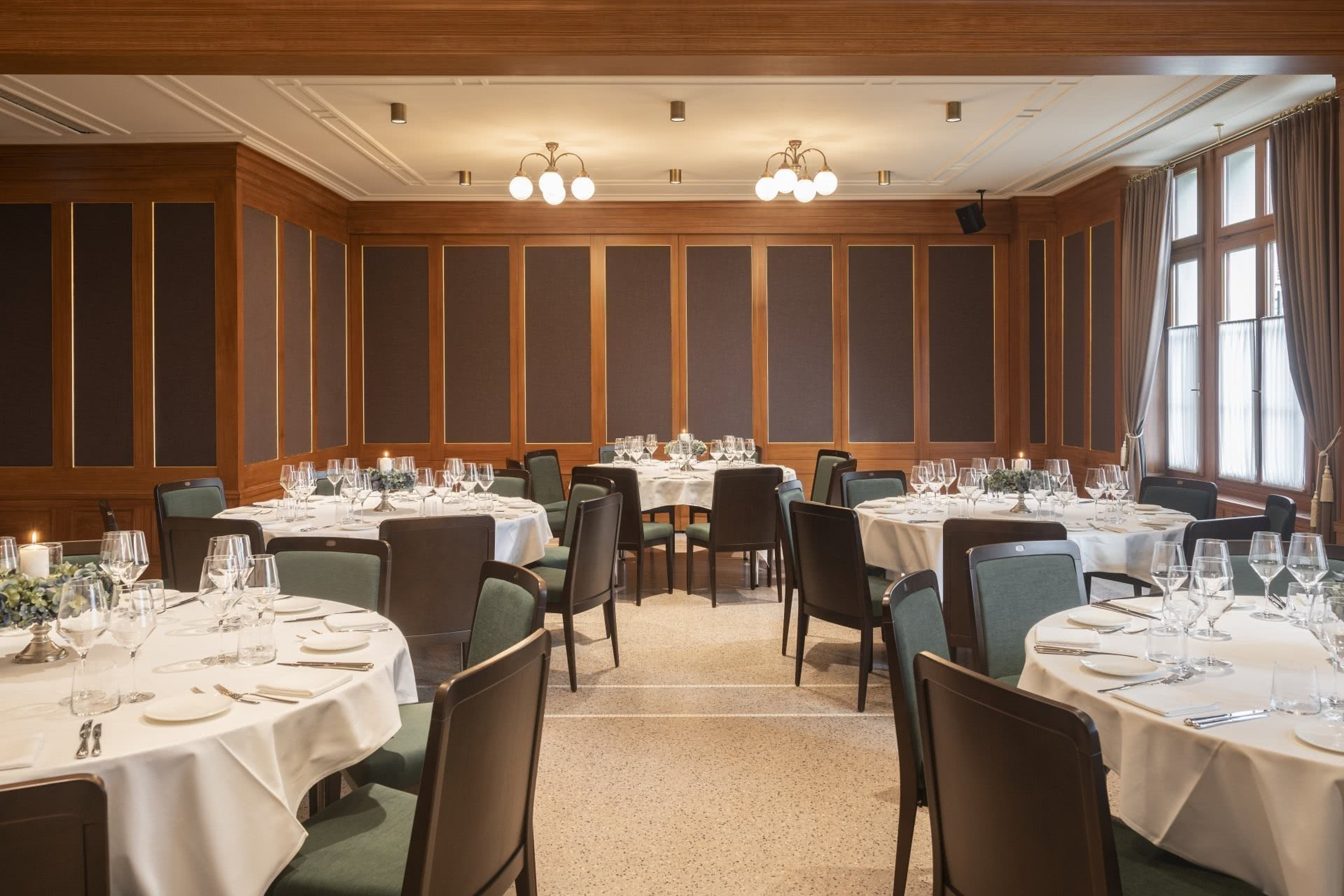 SALON BERNOIS I & II @Casino Bern — 写真3