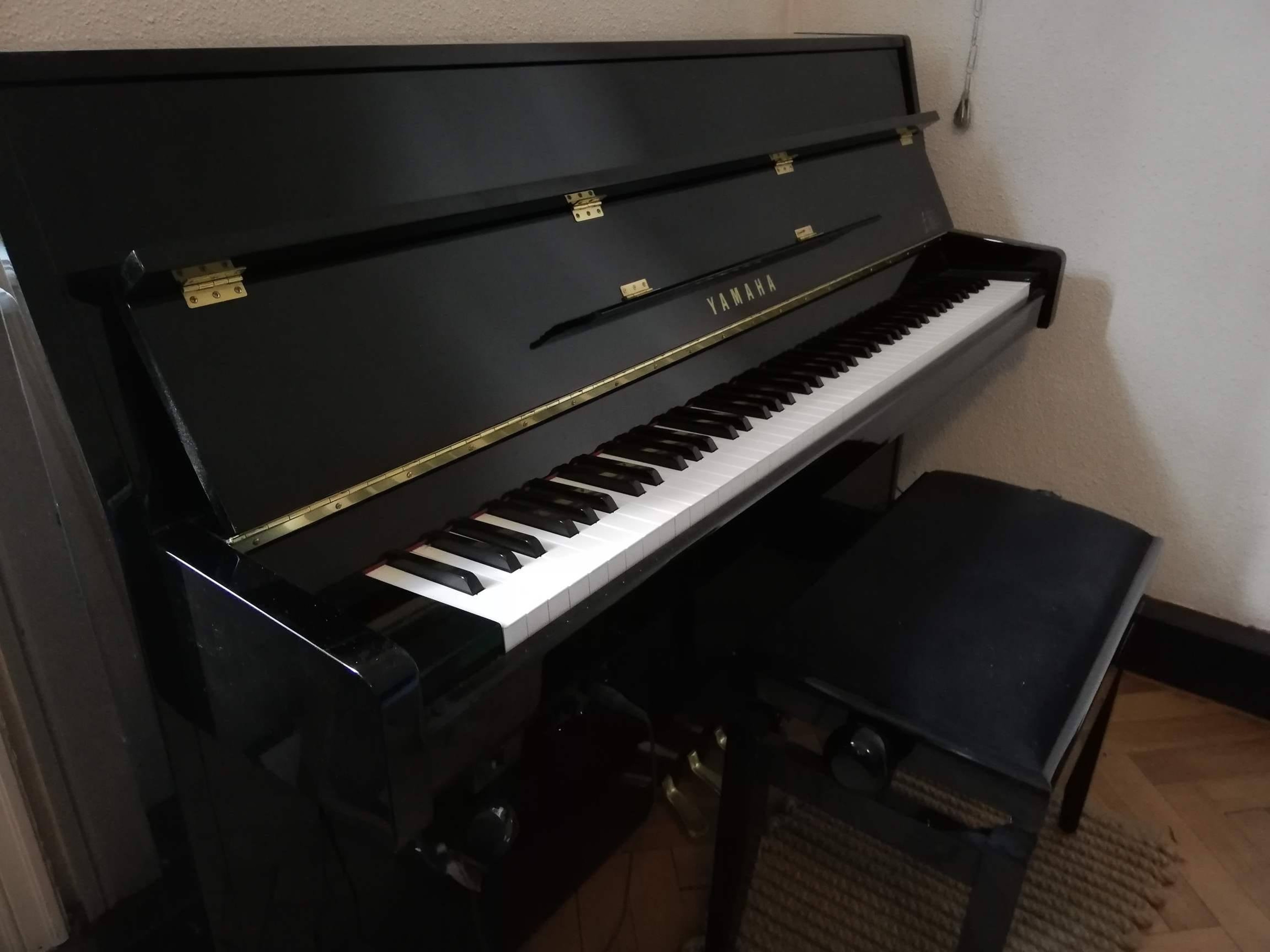 Upright Piano in a beautiful and calm studio!