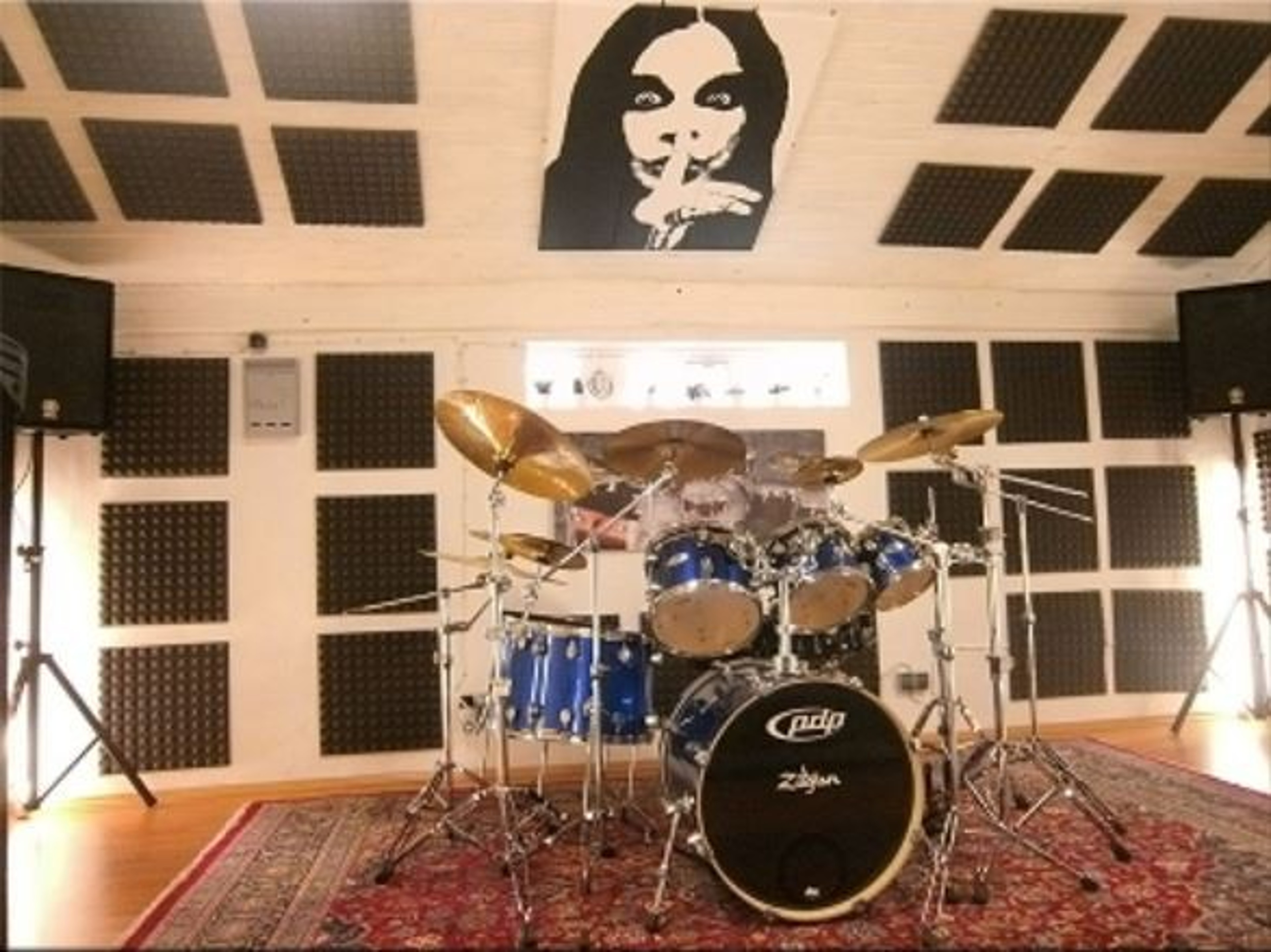 Basic rehearsal room