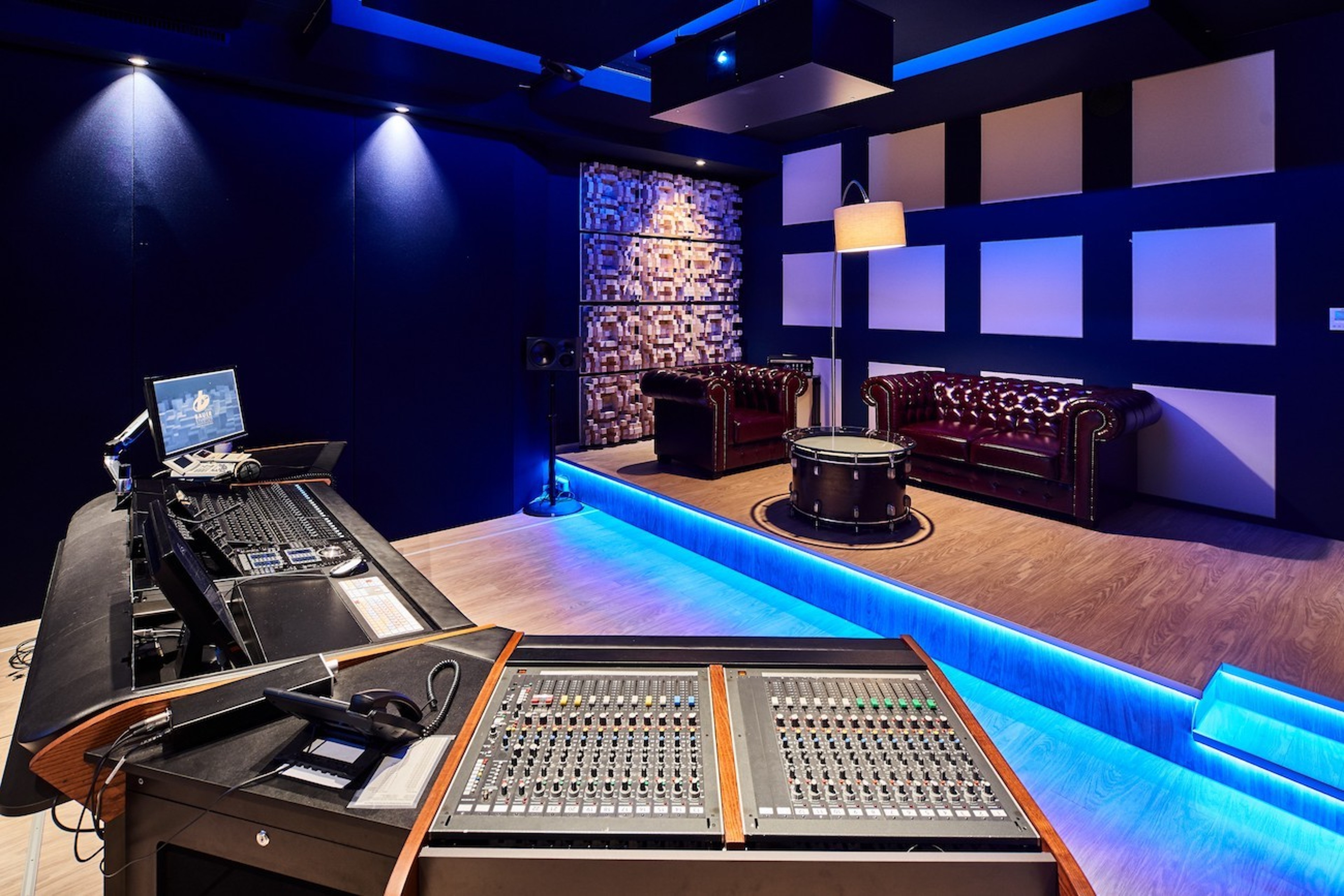 Studio 2 — photo 2
