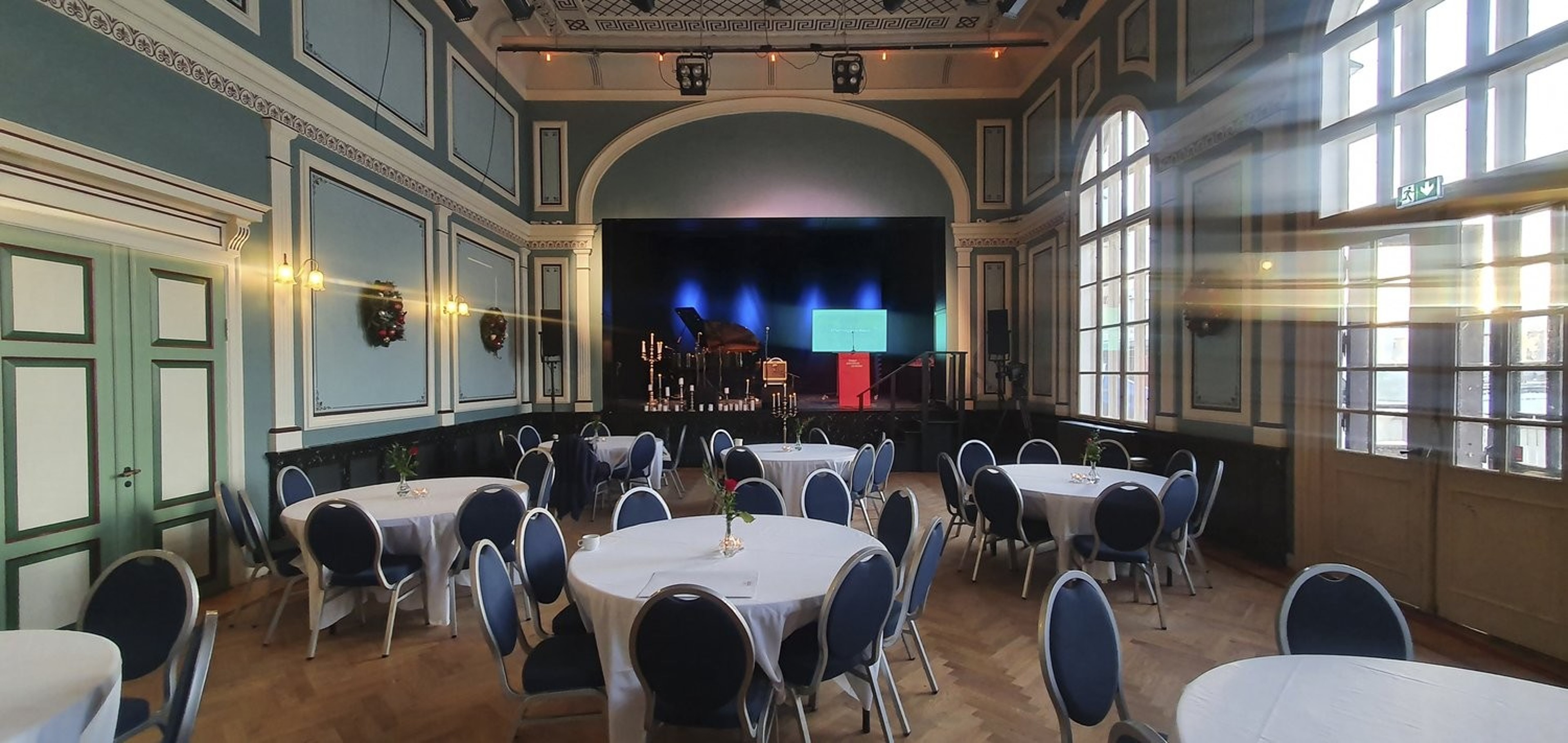 Culture House Iðnó  Big Ballroom, Concert Hall — 写真4