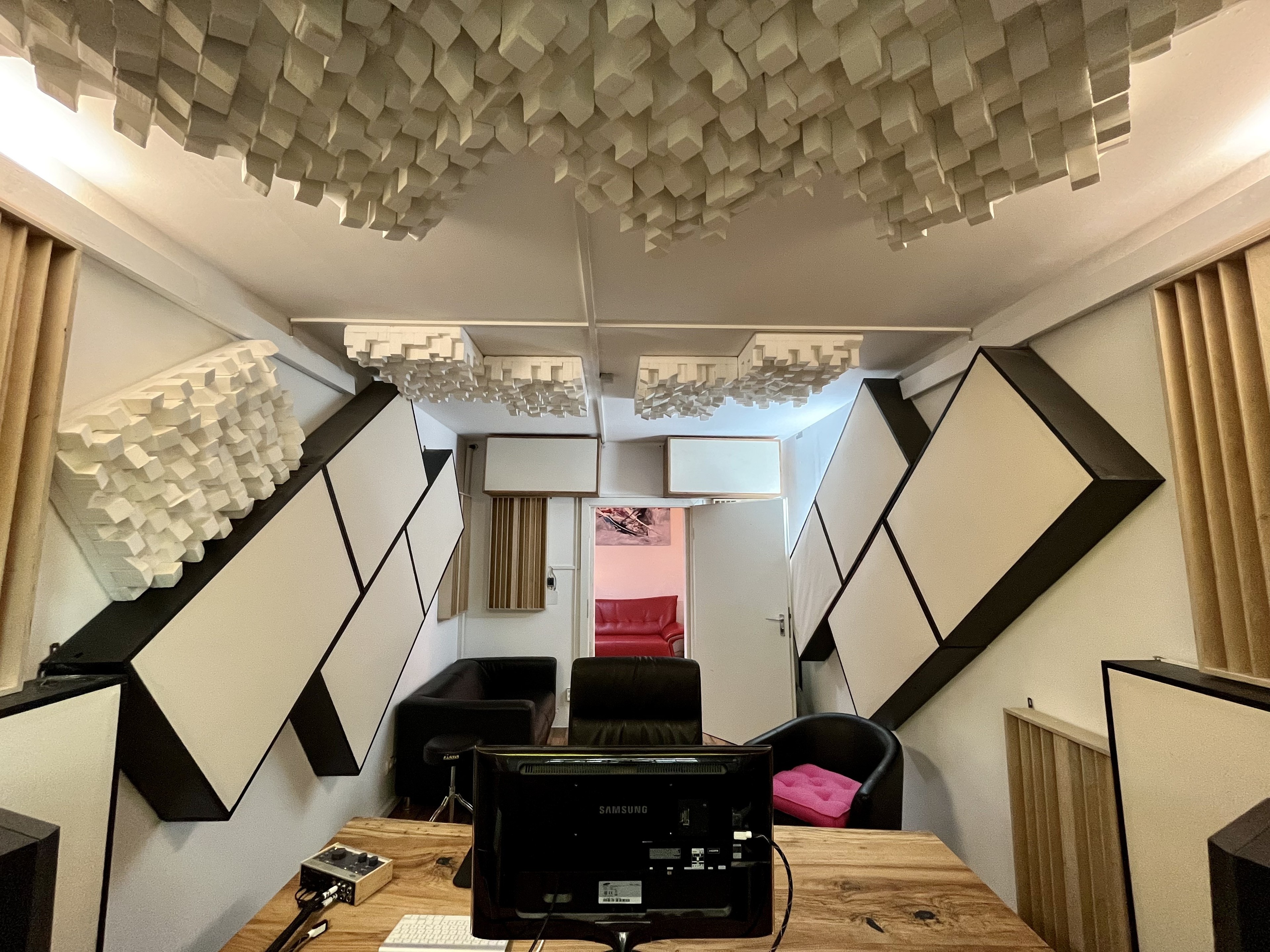 Production Suite 2 — photo 2