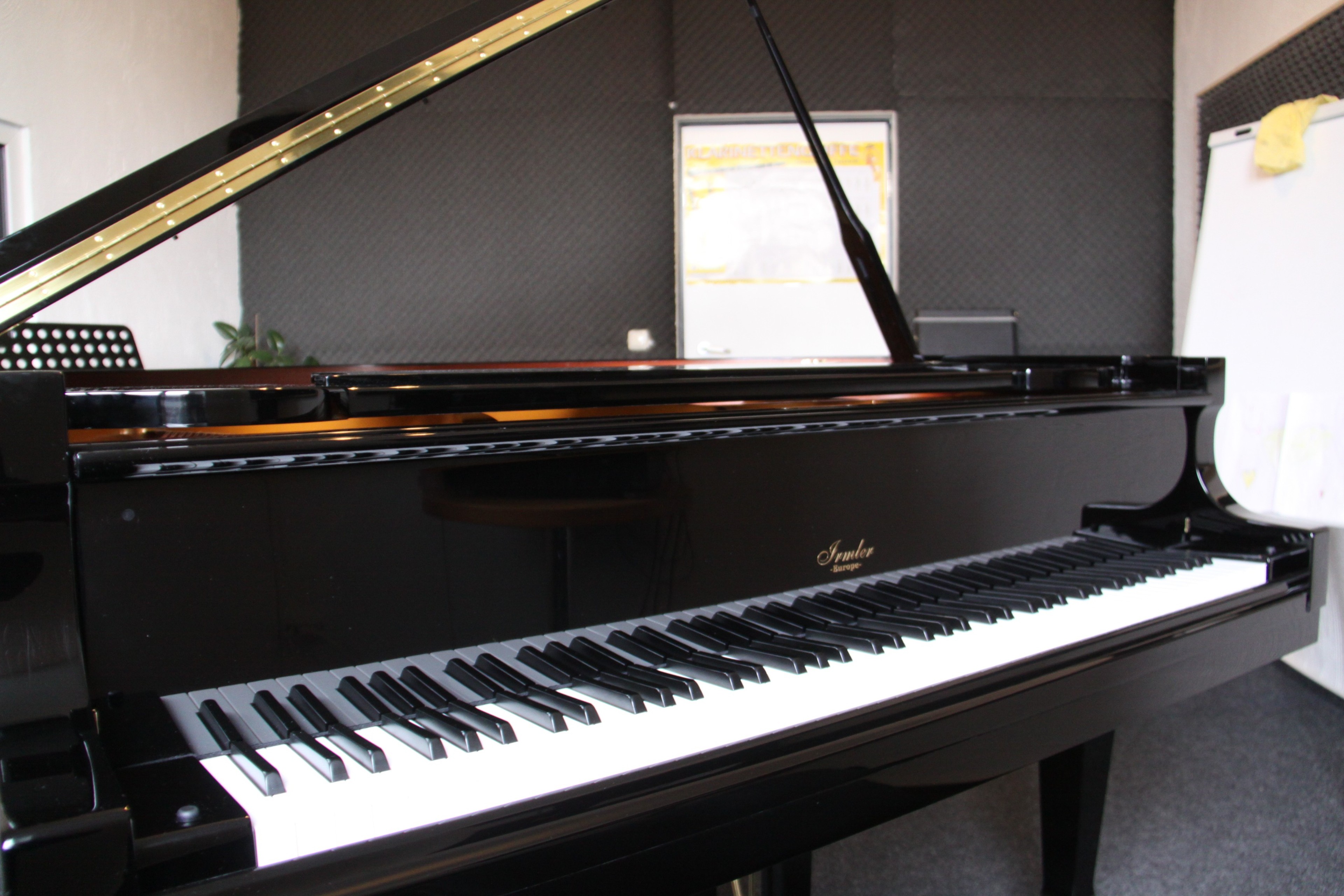 Rehearsal Room 2 - Grand Piano — 写真3