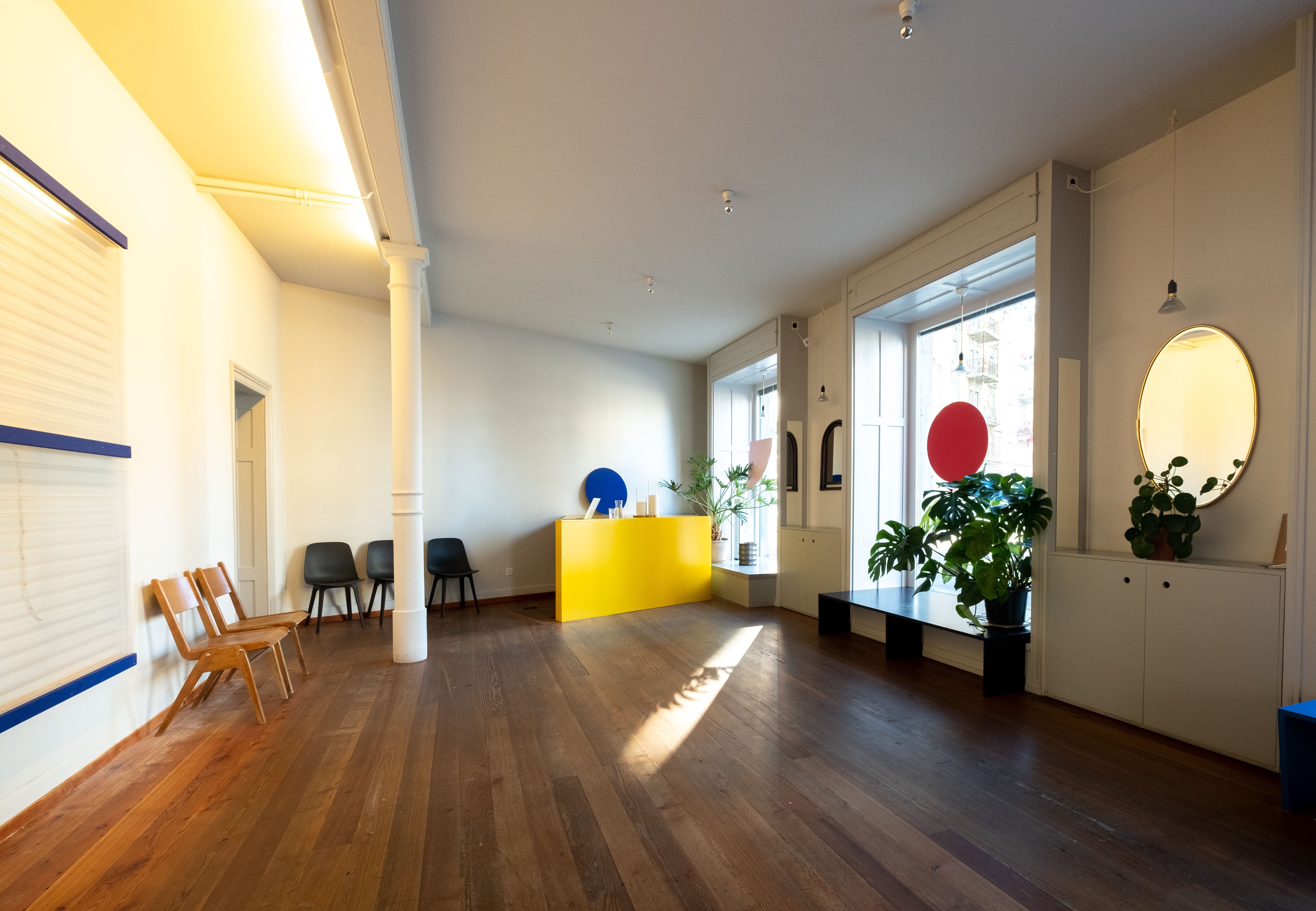 Beautiful space with high ceilings for you to rehearse in — photo 4