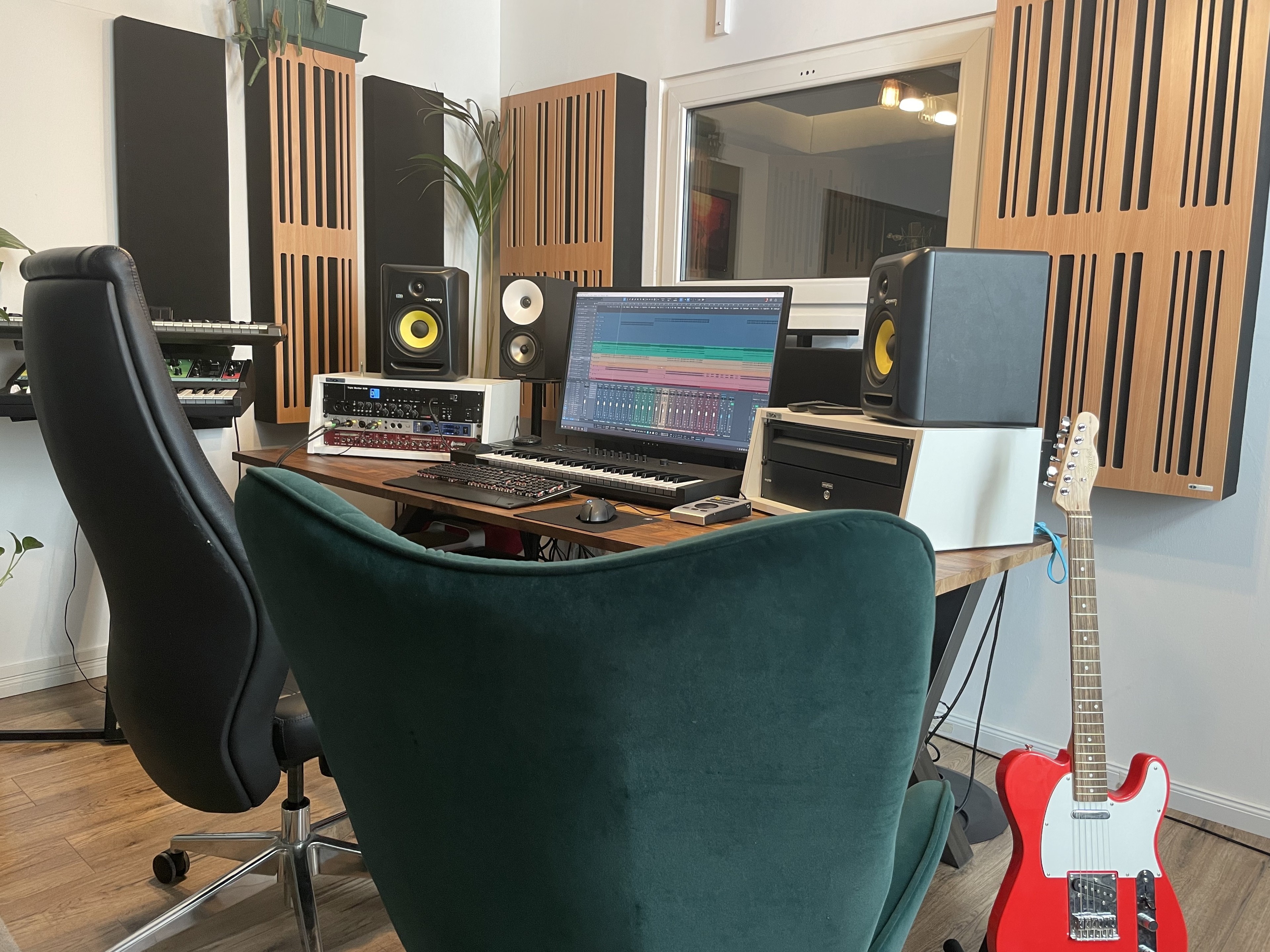 Recording Studio with Sound Engineer — photo 4