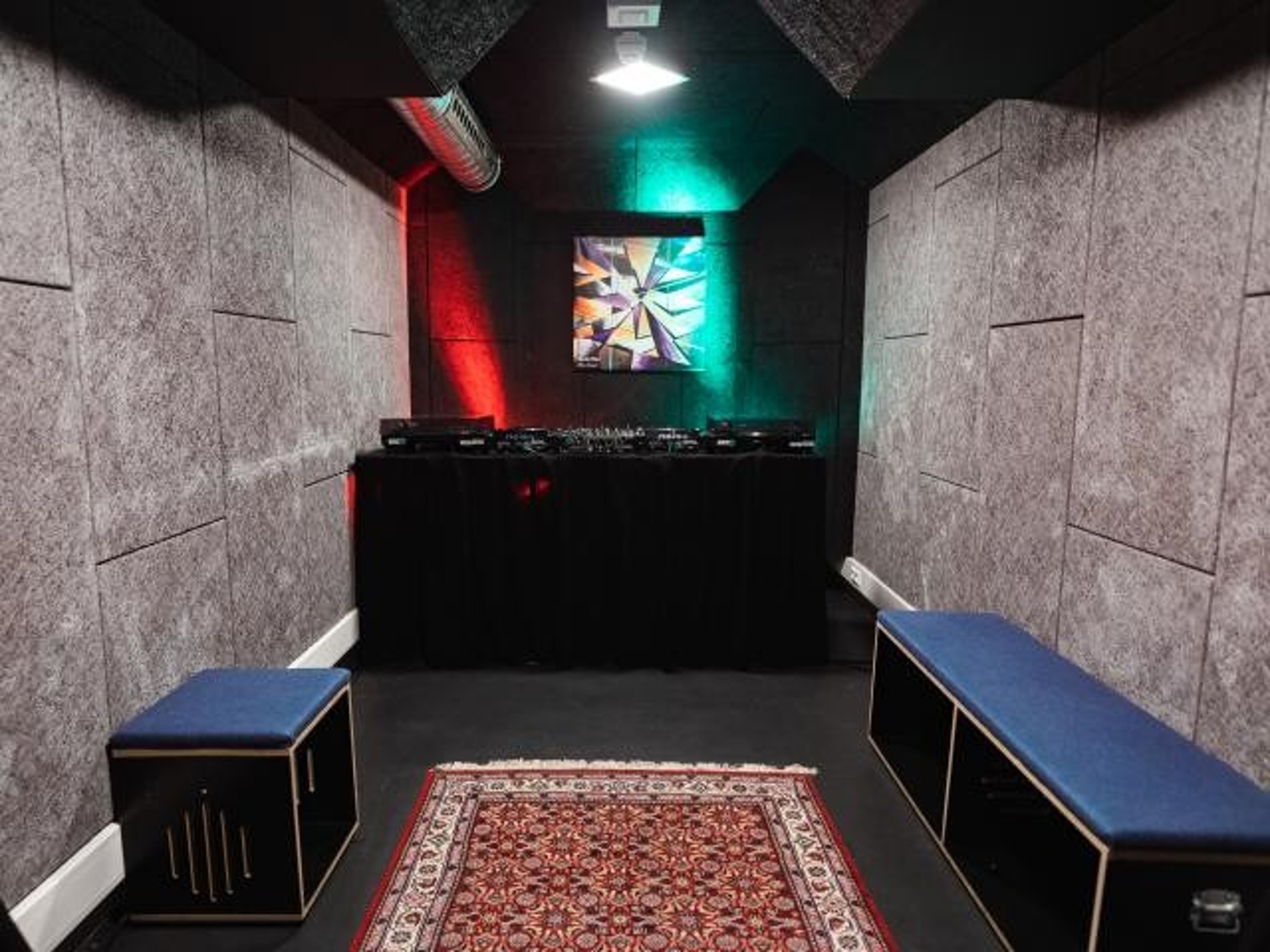 Rehearsal room DJ 2 — photo 3