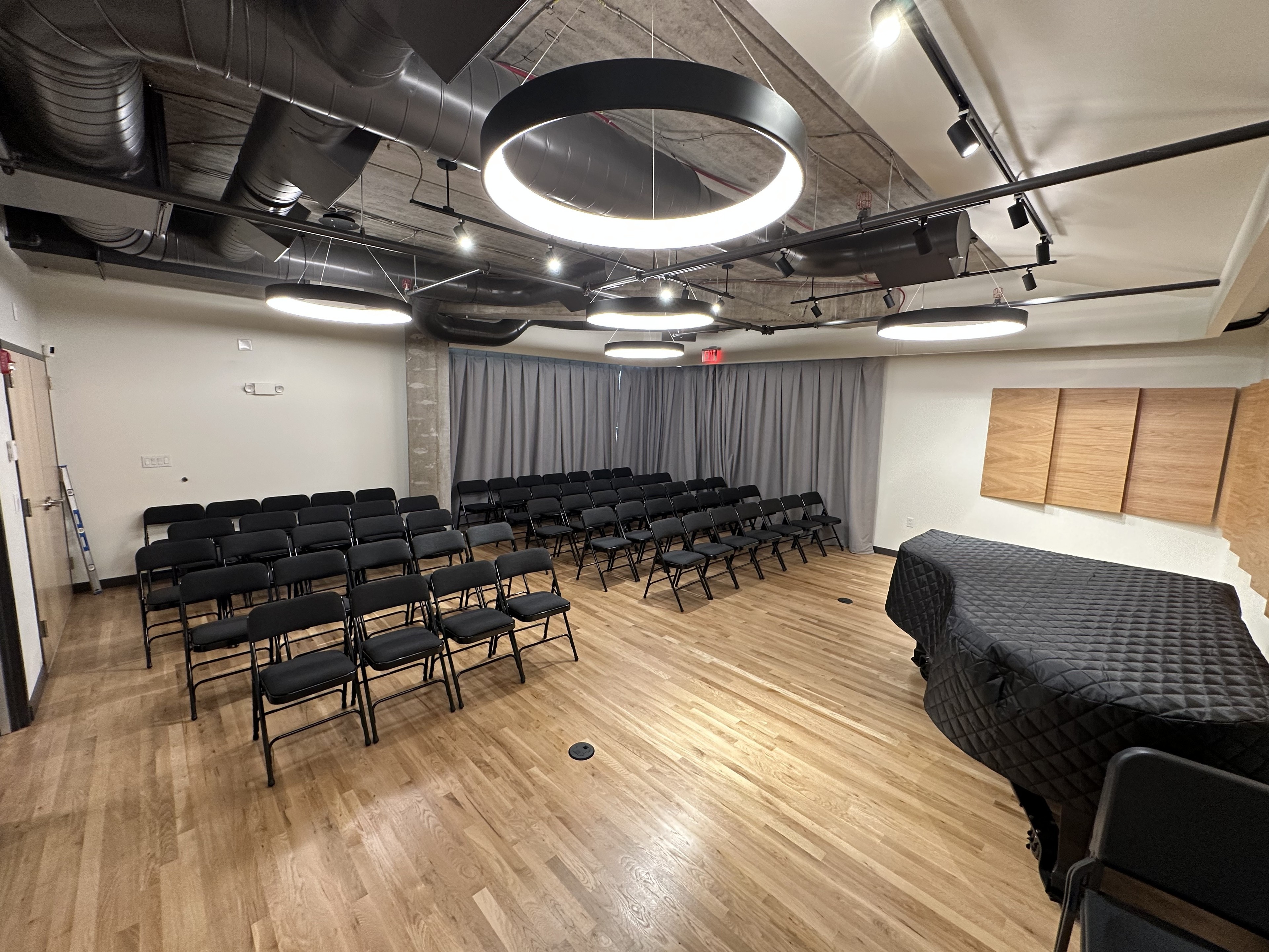 Performance Room — 写真2