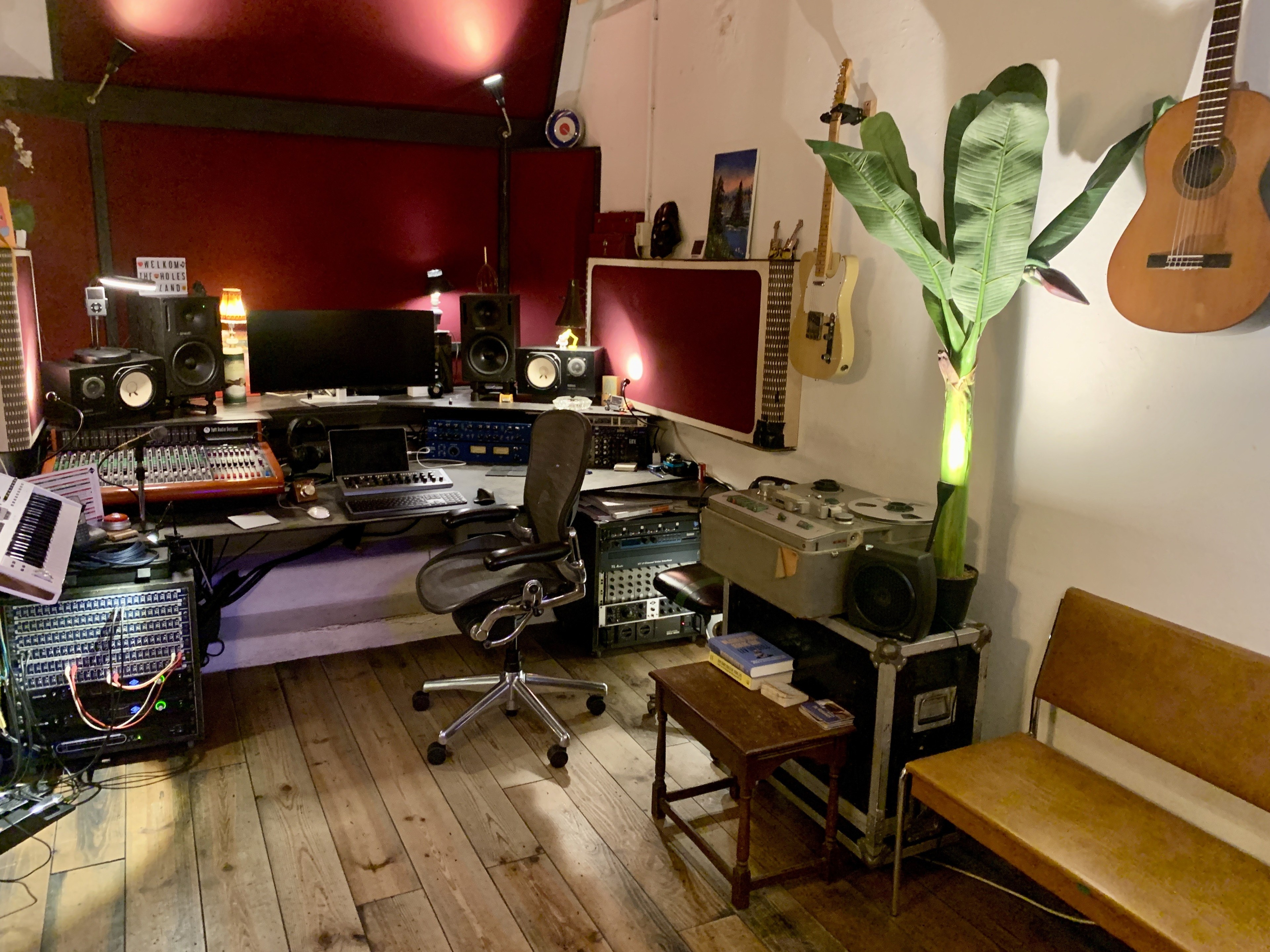Legendary music studios with amazing atmosphere — photo 4