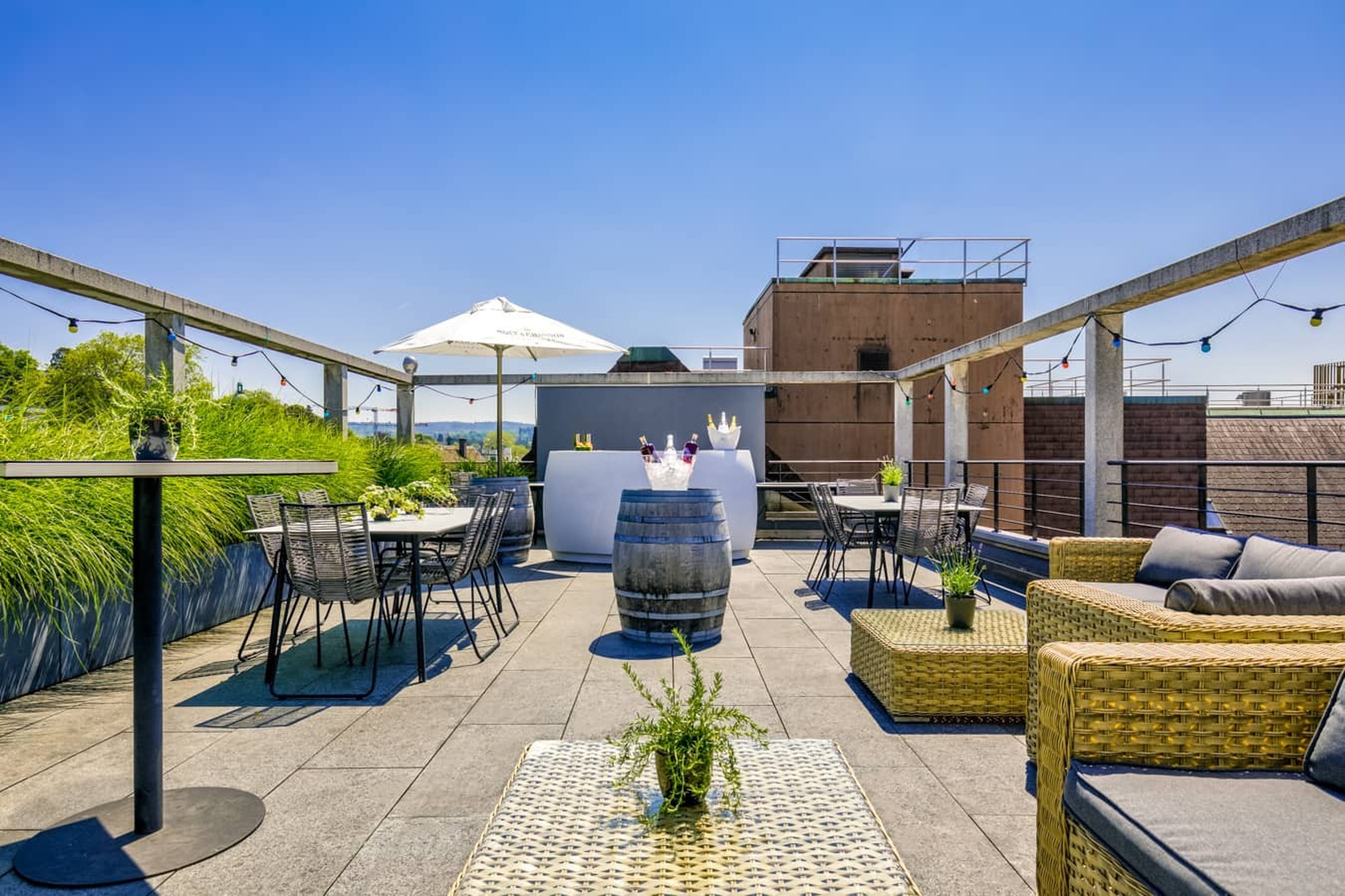 Event Apartment with Terrace — 写真4