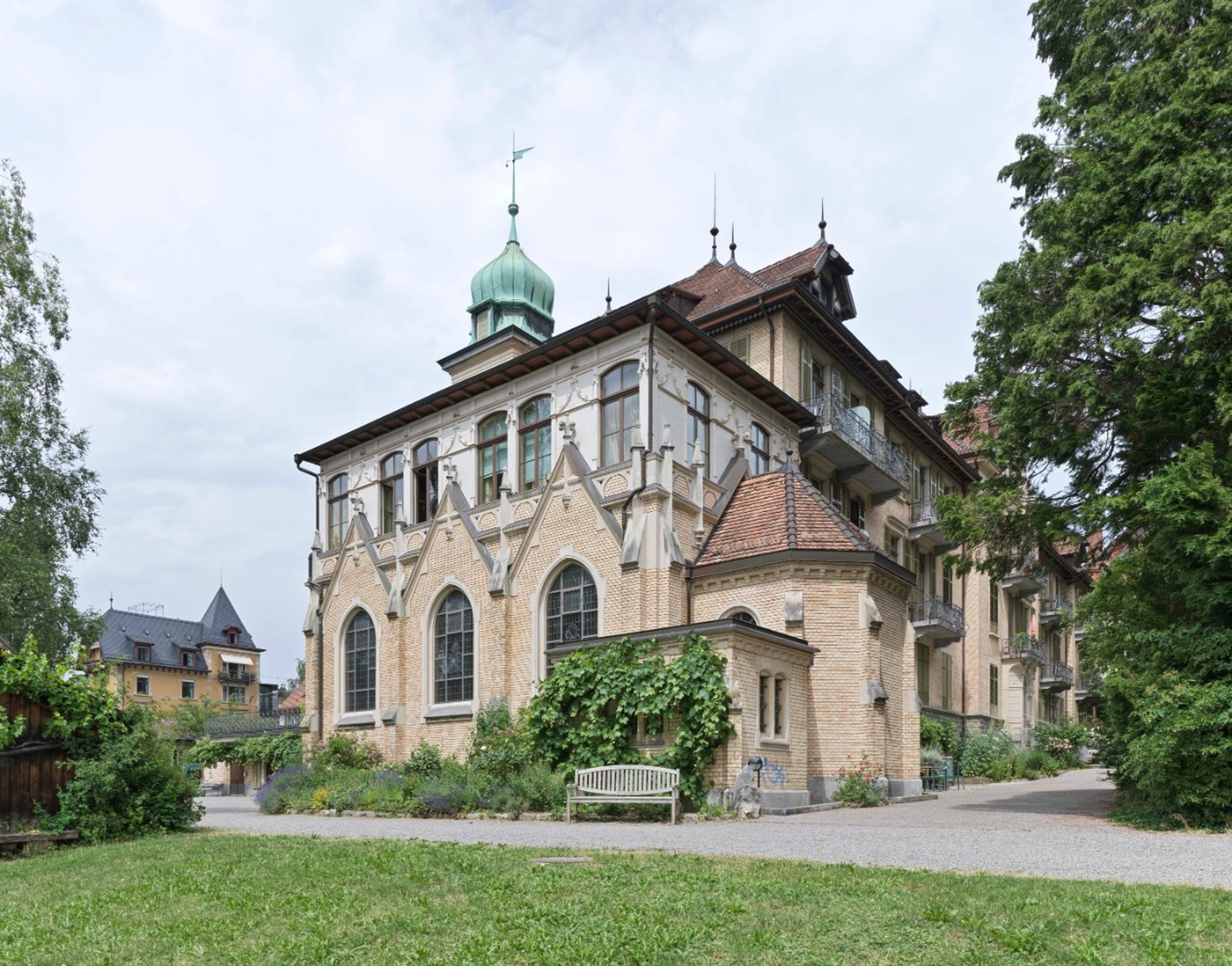 Chapel Klus Park — photo 3