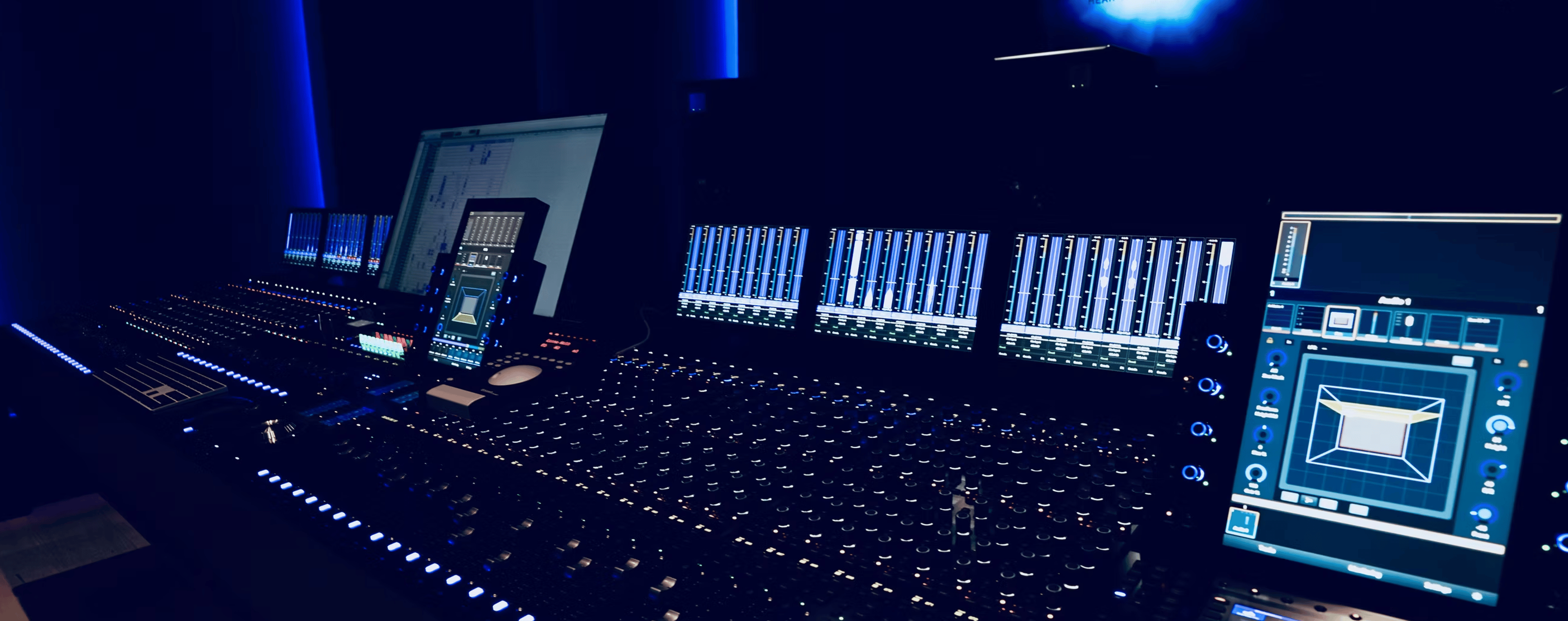 Benjamin' Wallfisch's Mix Lab - ATMOS Mix room and recording booth — photo 2