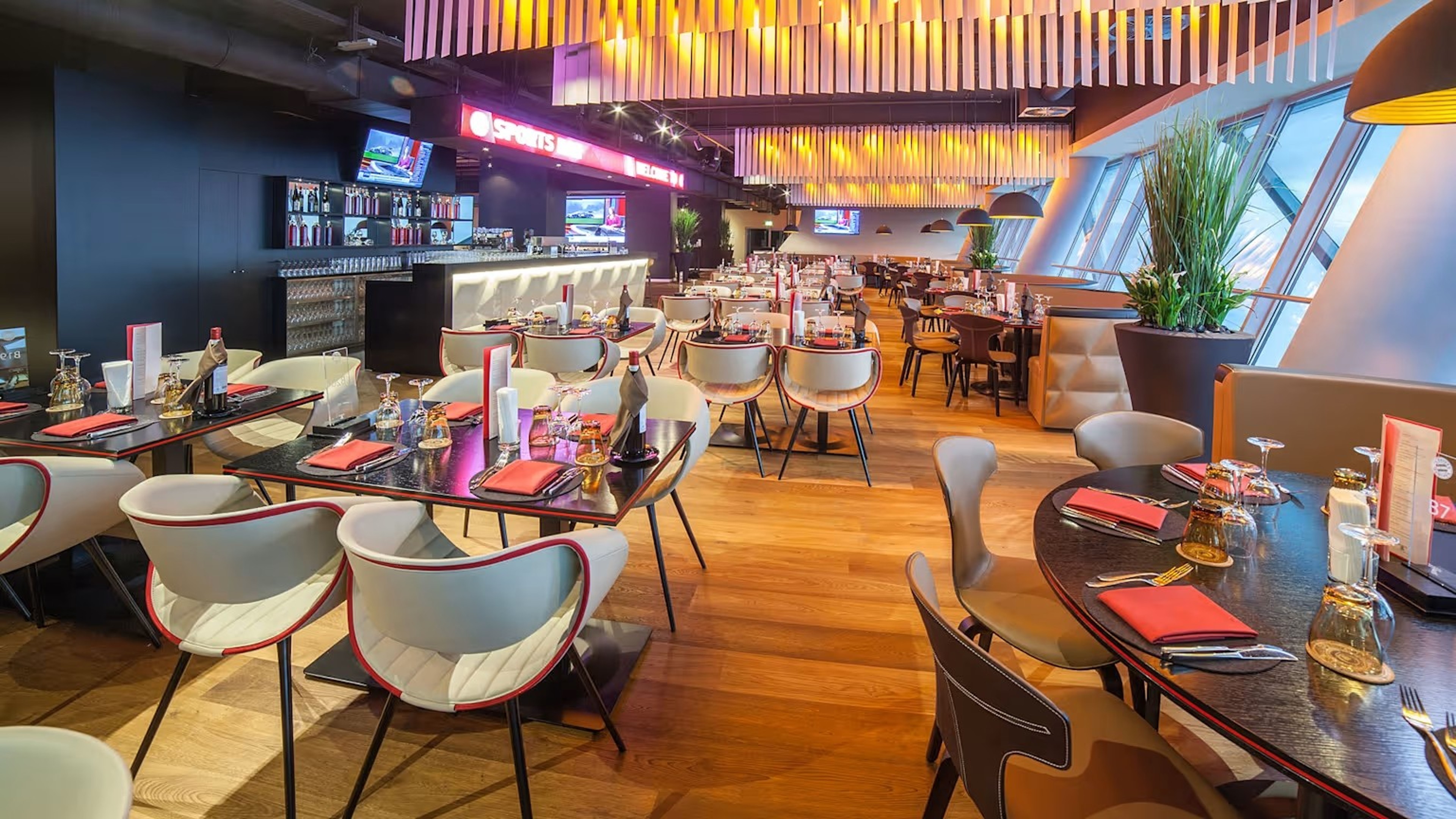 Säbener Lounge – Allianz Arena, Munich — 写真4