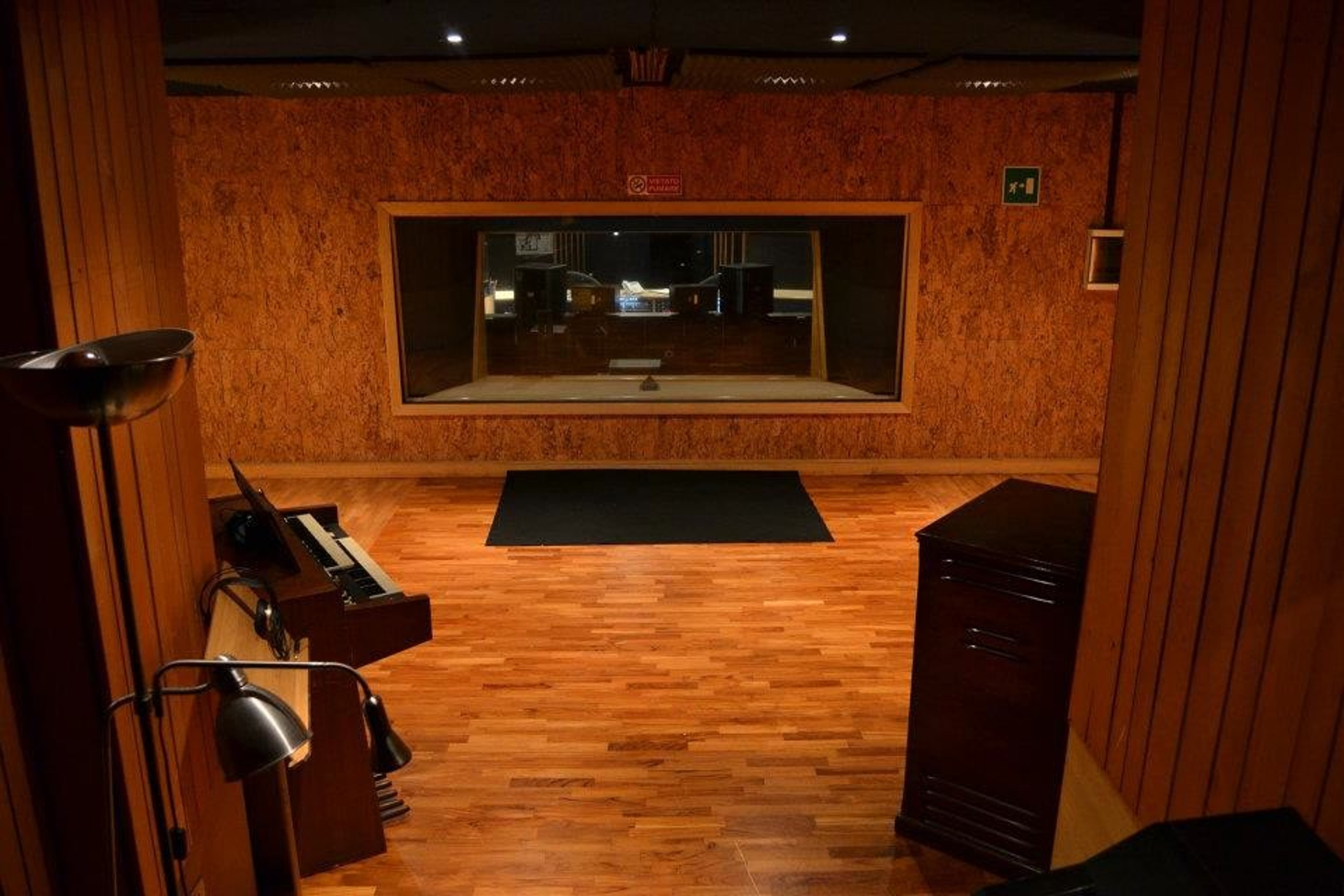 Studio Master — photo 4