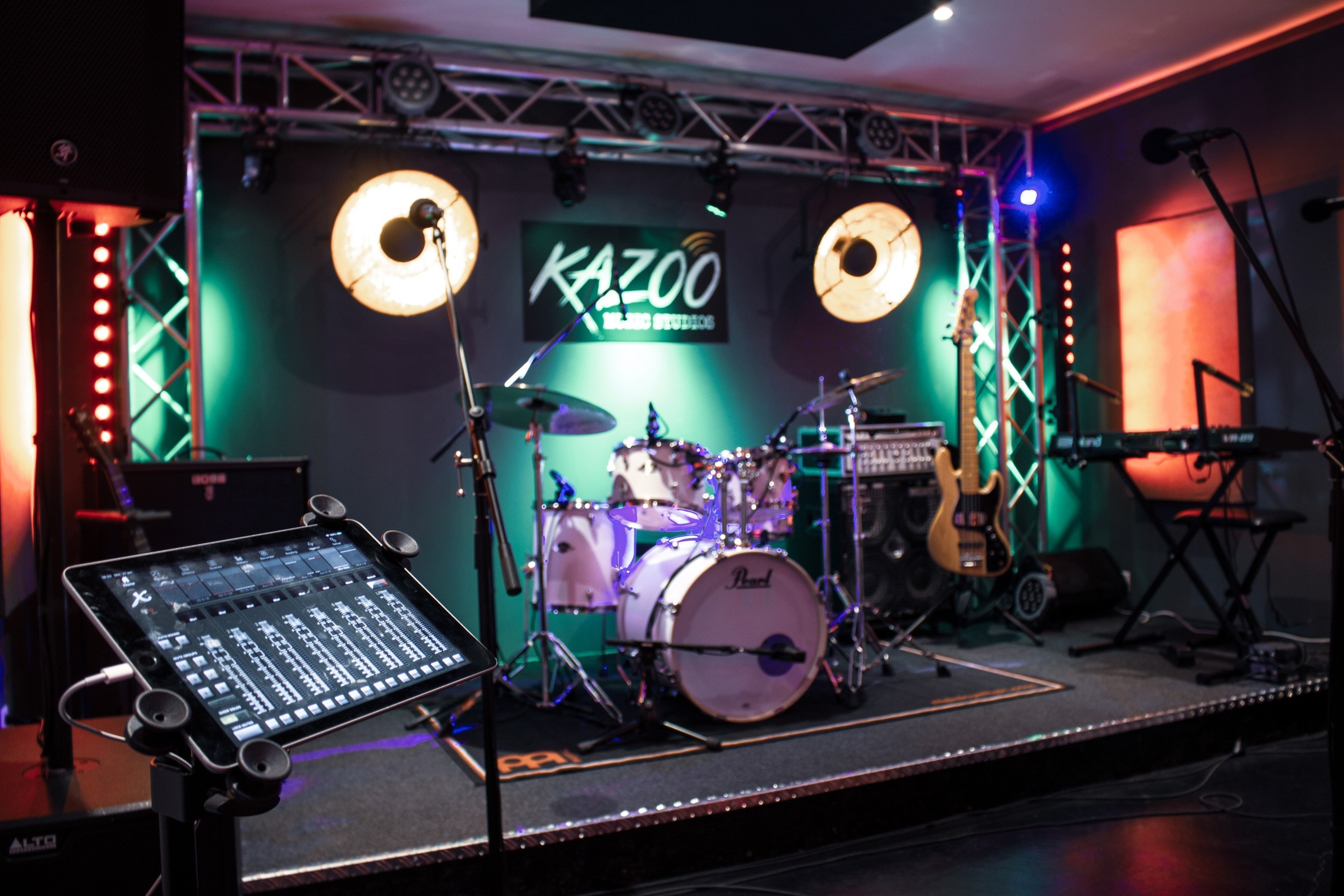 Kazoo Music Studios - Rehearsal Studio "Stage"