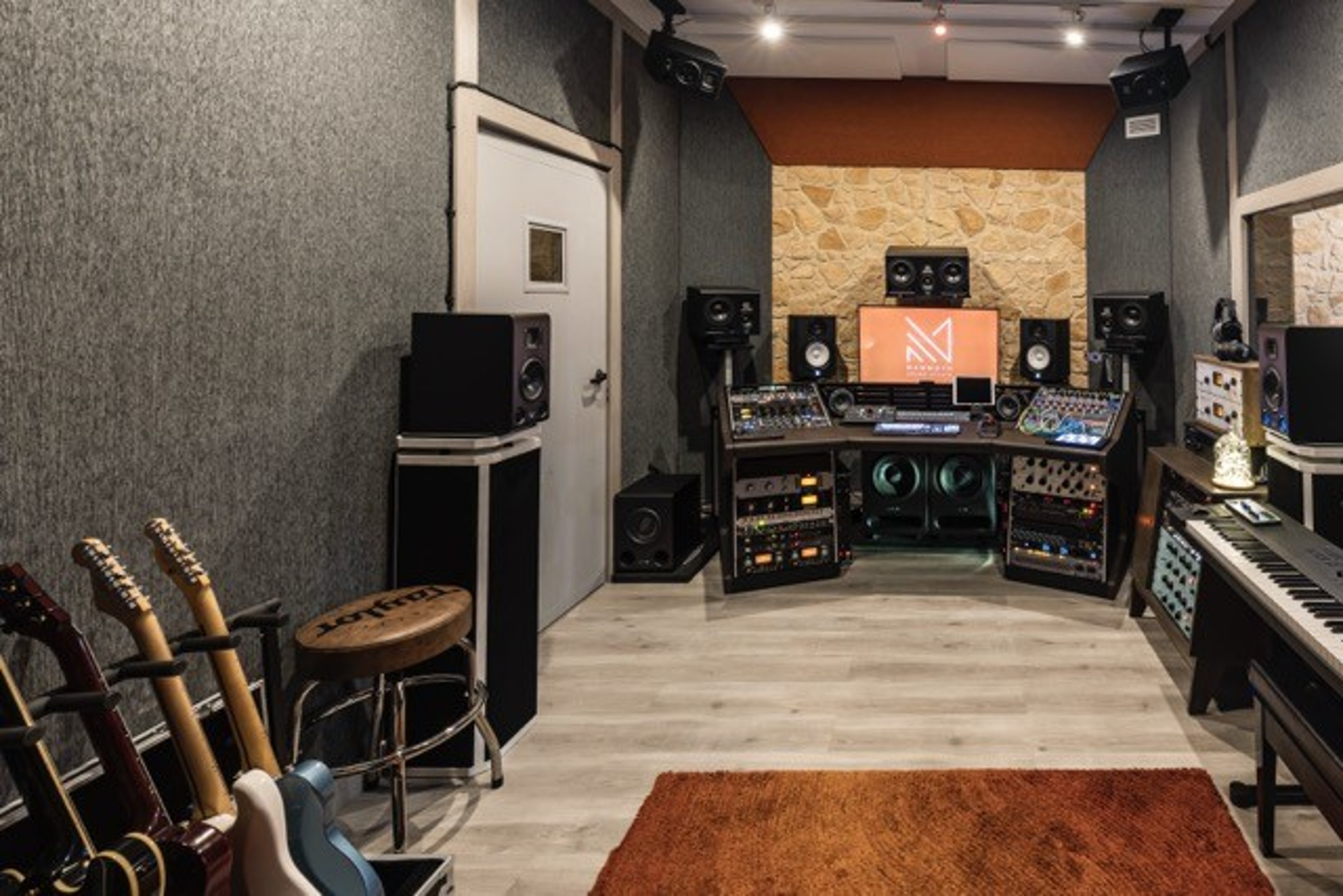 Dolby Atmos-certified recording studio in Cáceres — photo 5