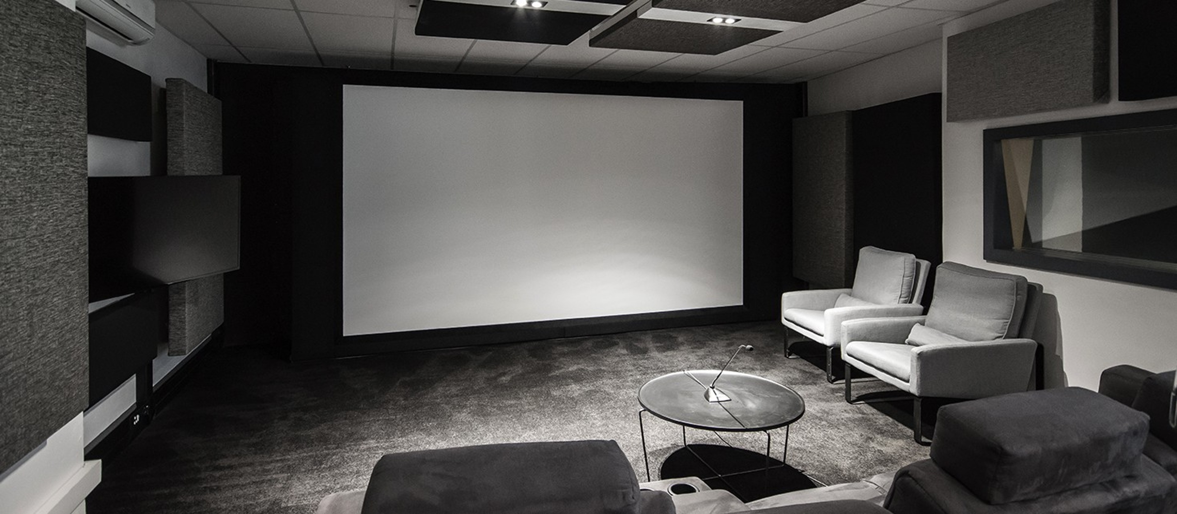 The Work Room Stage II — 写真2