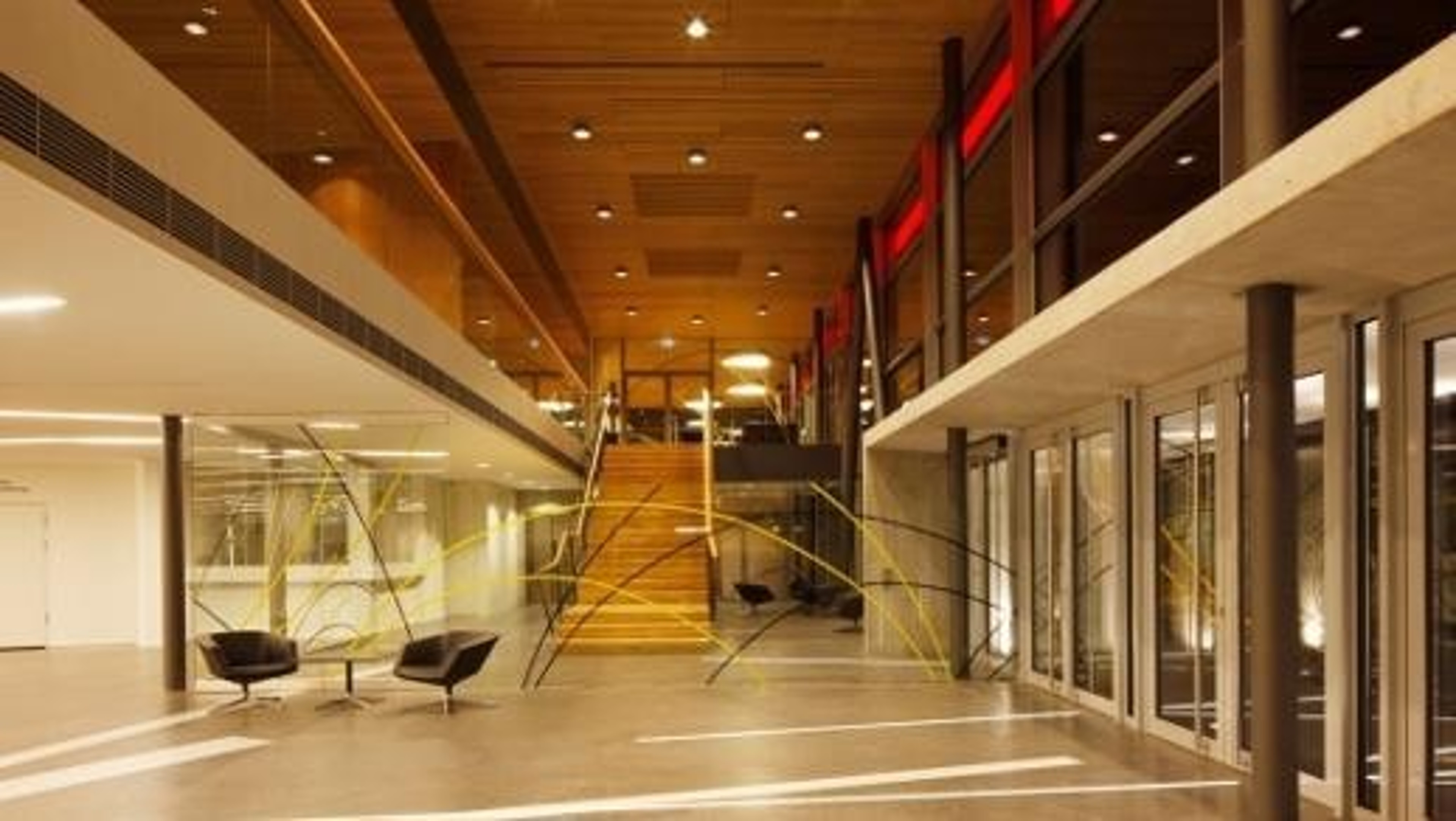 Entrance Hall — 写真2