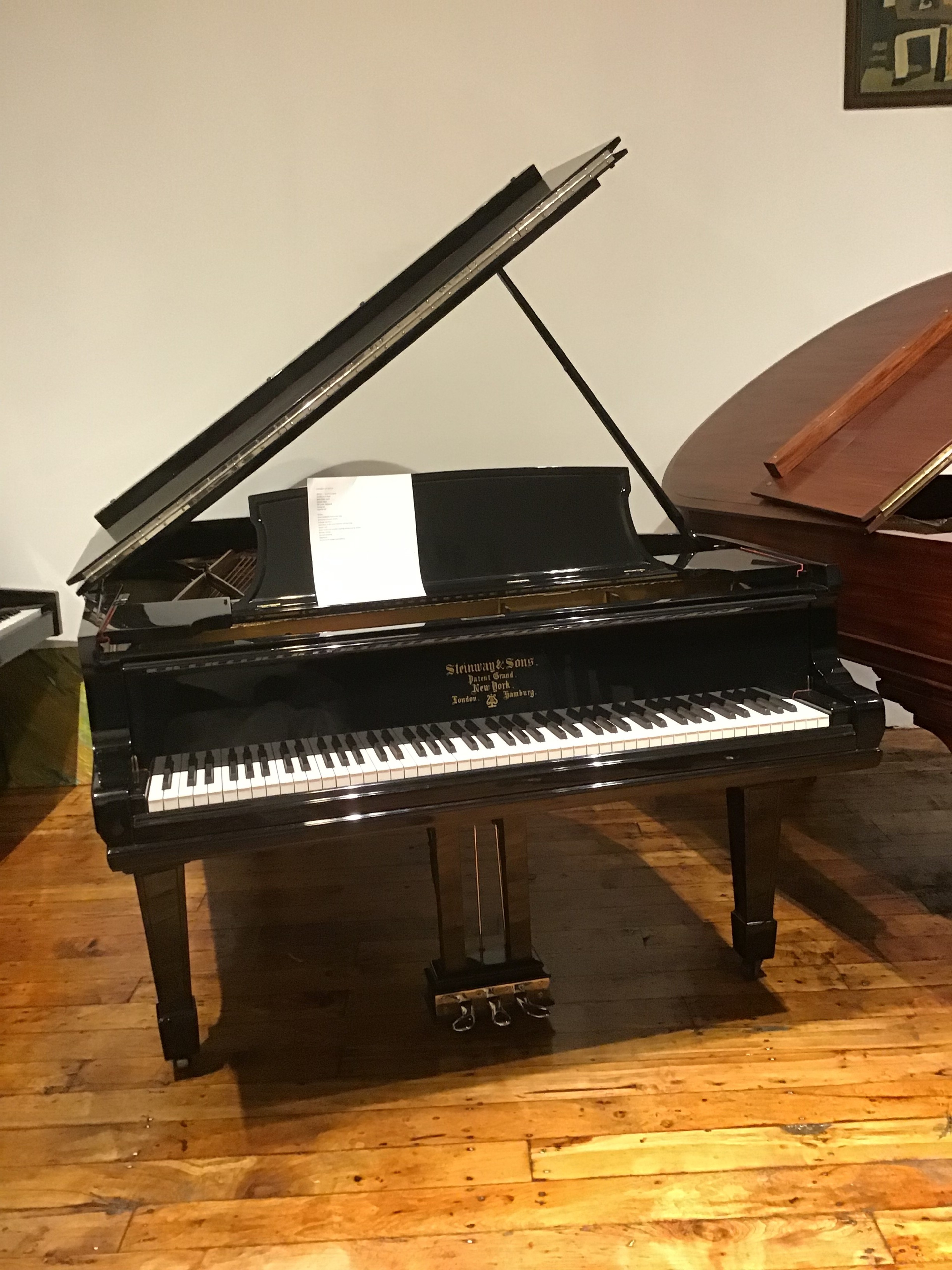 A showroom with Steinway & Sons and Mason and Hamlin Grand piano. — photo 4