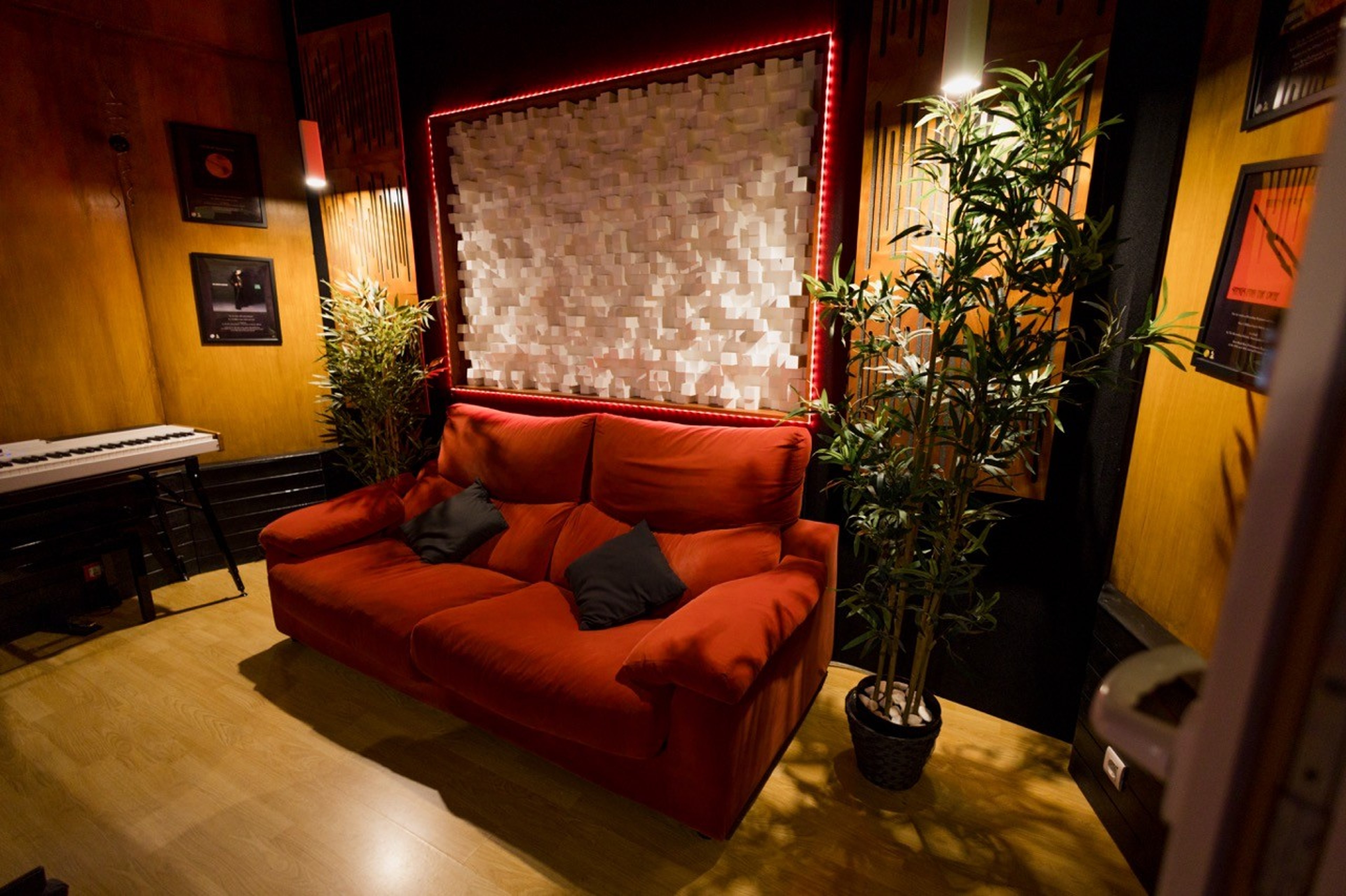 Sound Pressure Studios. Lisbon’s Premier Recording — 写真4
