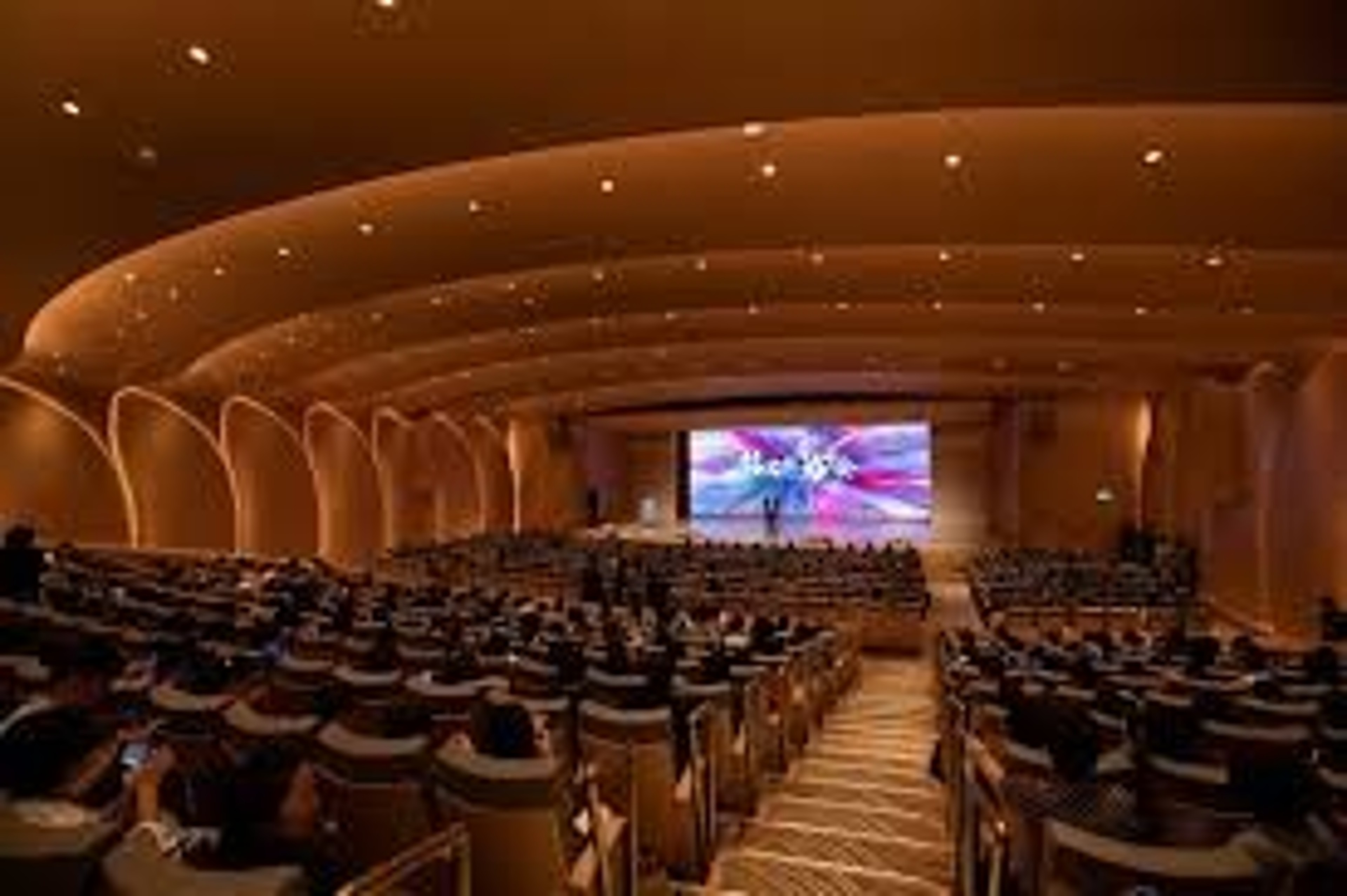 Luxury in Macao - Galaxy Auditorium — photo 4