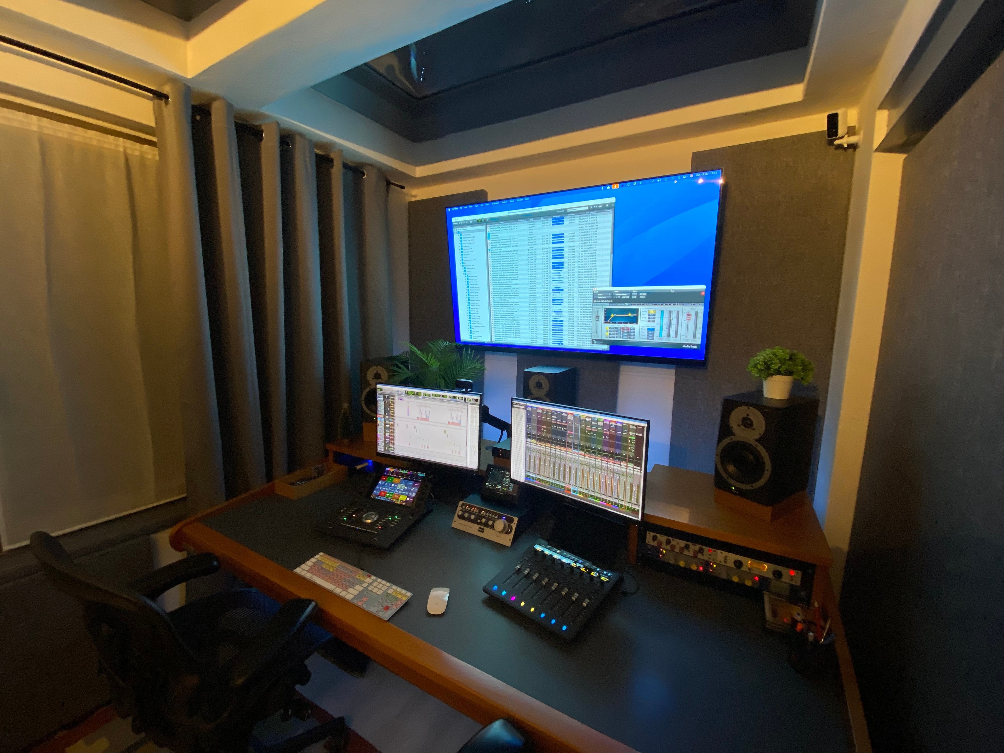 Studio di post-produzione audio 5.1 — Foto 2