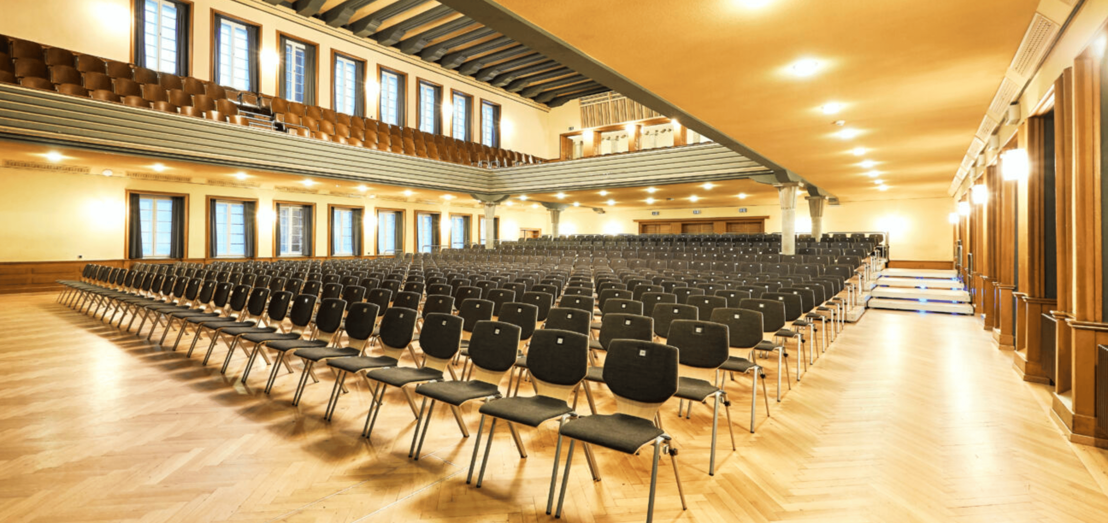 Theater Saal Volkshaus Zurich — 写真3