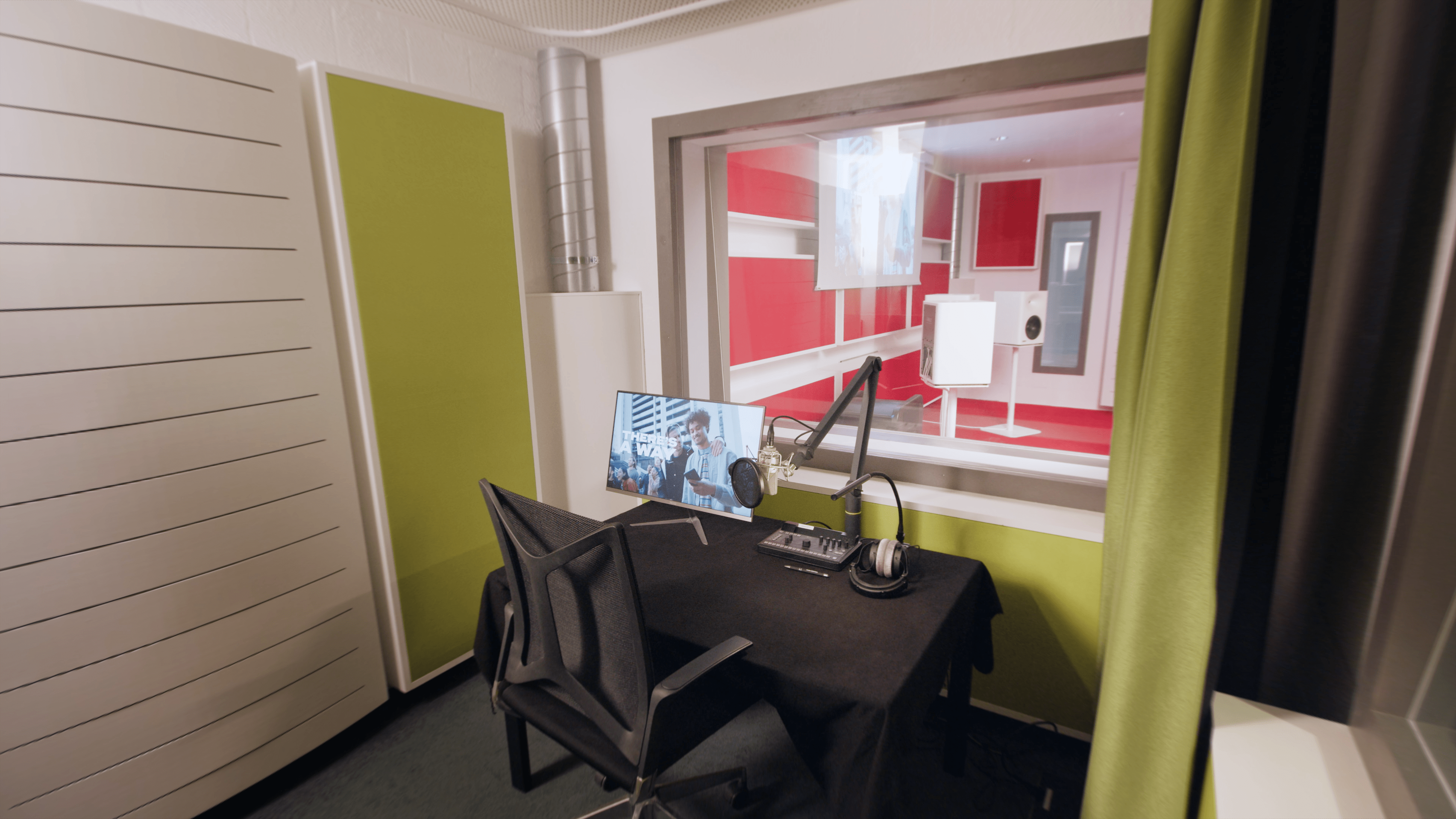 Live Room 3 – Small Recording Booth