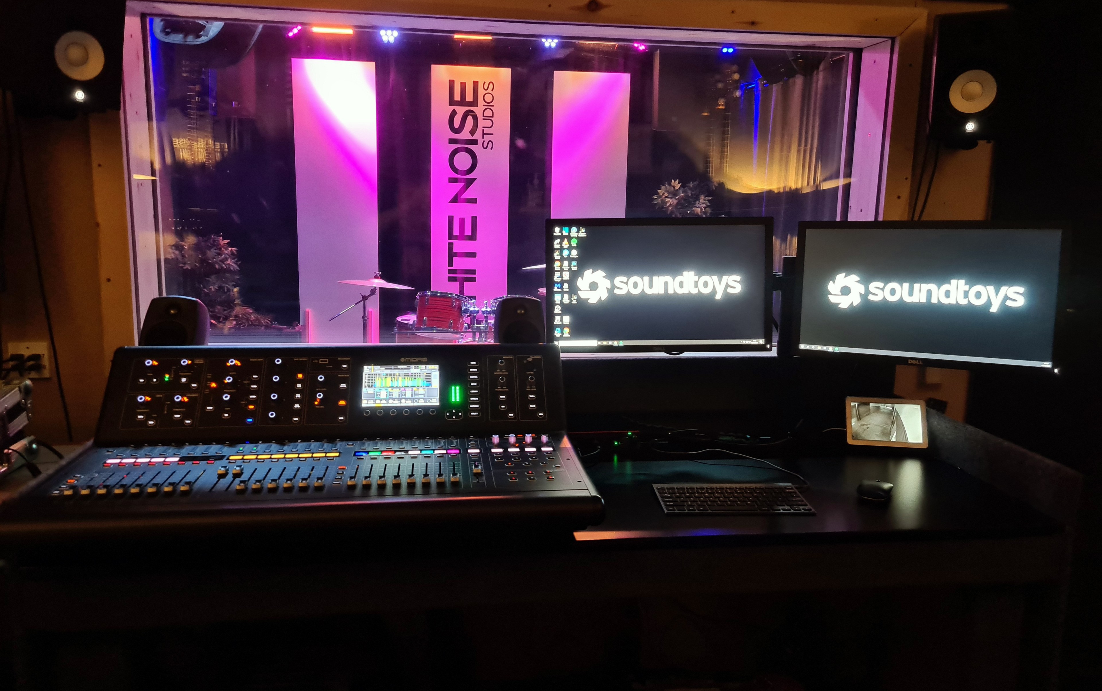 White Noise Rehearsal & Recording Studios