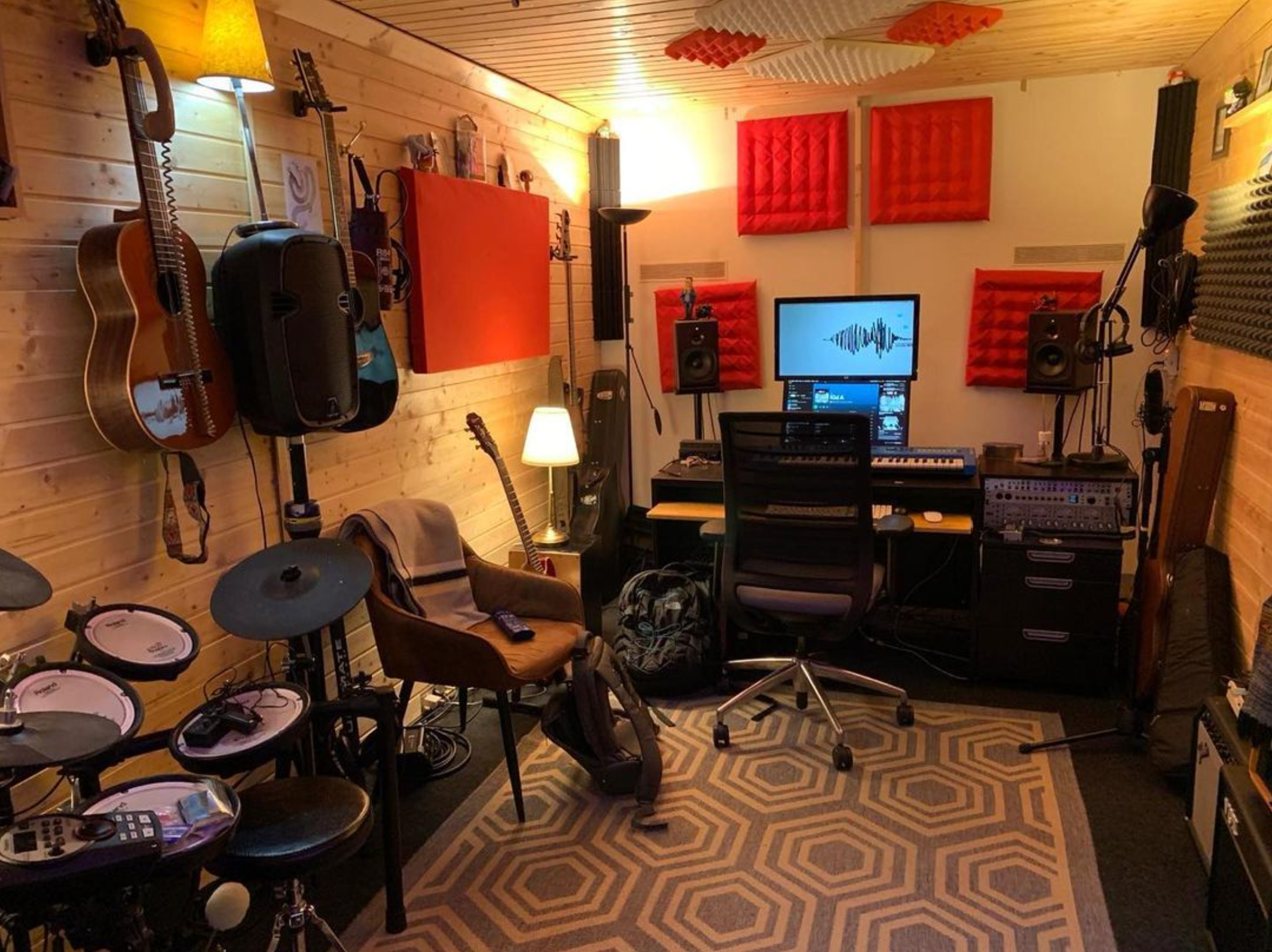 Recording, production, and more - Mini Studio