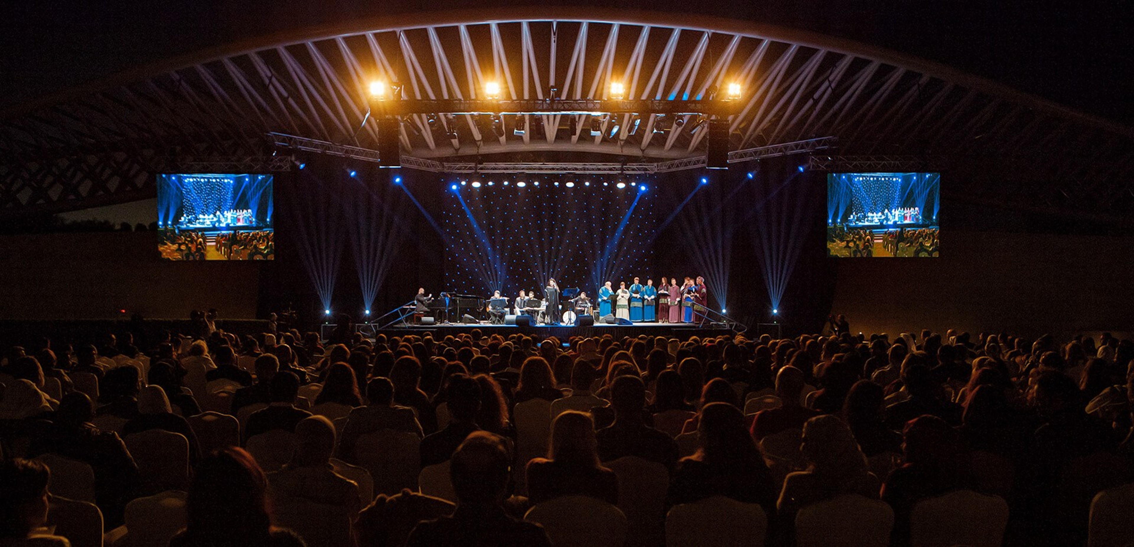 Amphitheatre at Umm Al Emarat Park — 写真2