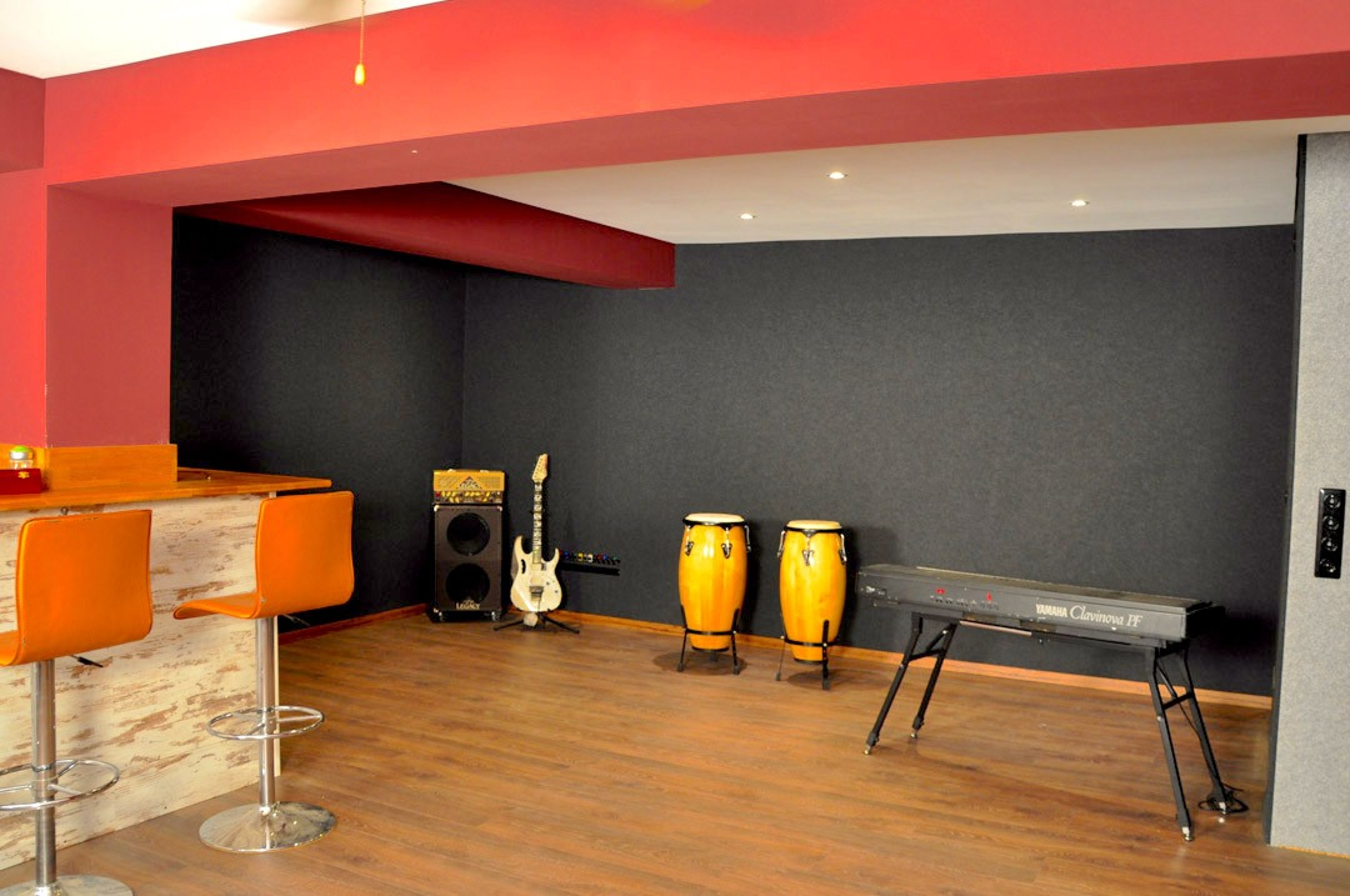 Clubroom & Studio — 写真2