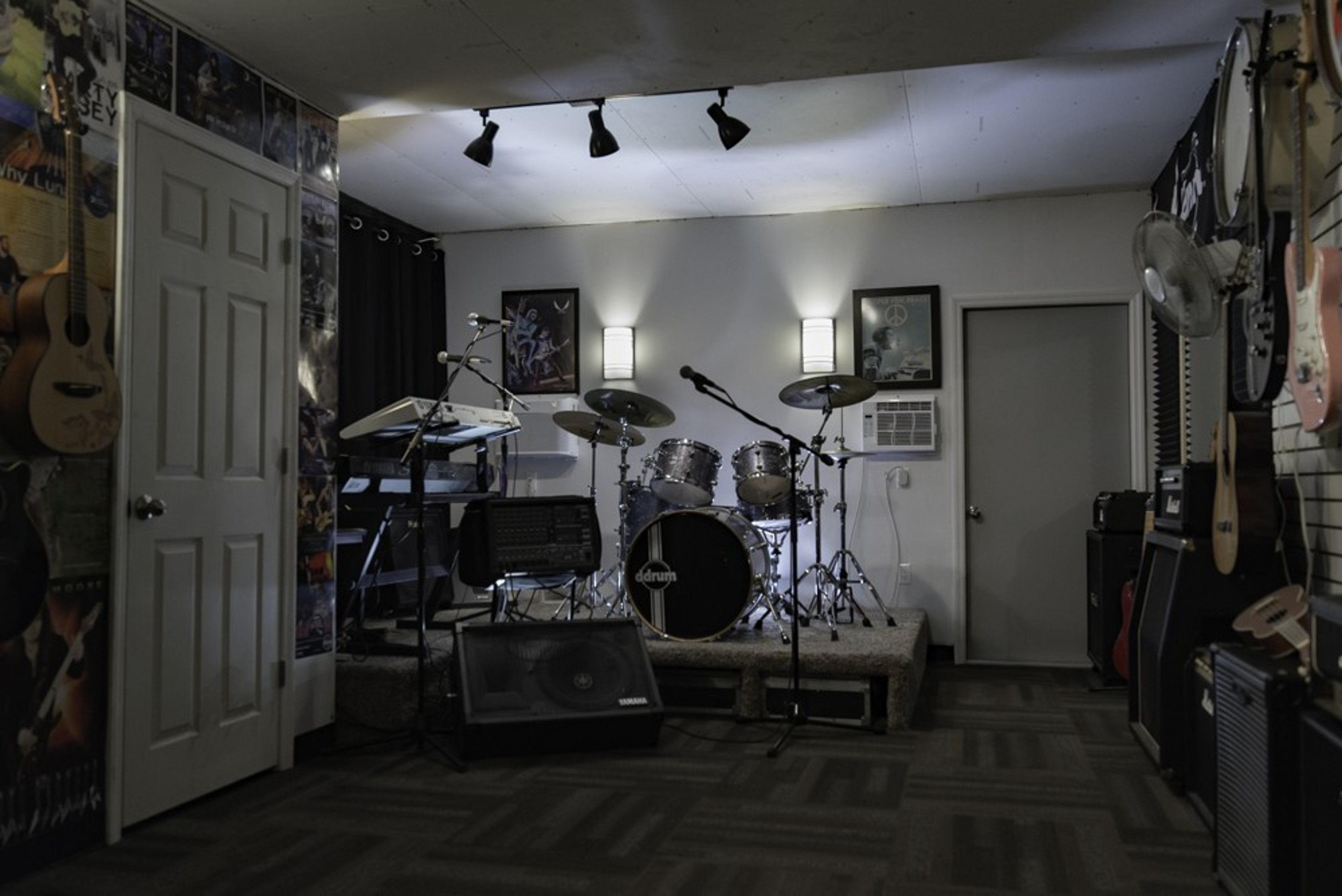 Master Peace Studios - Premiere Live Room — 写真3