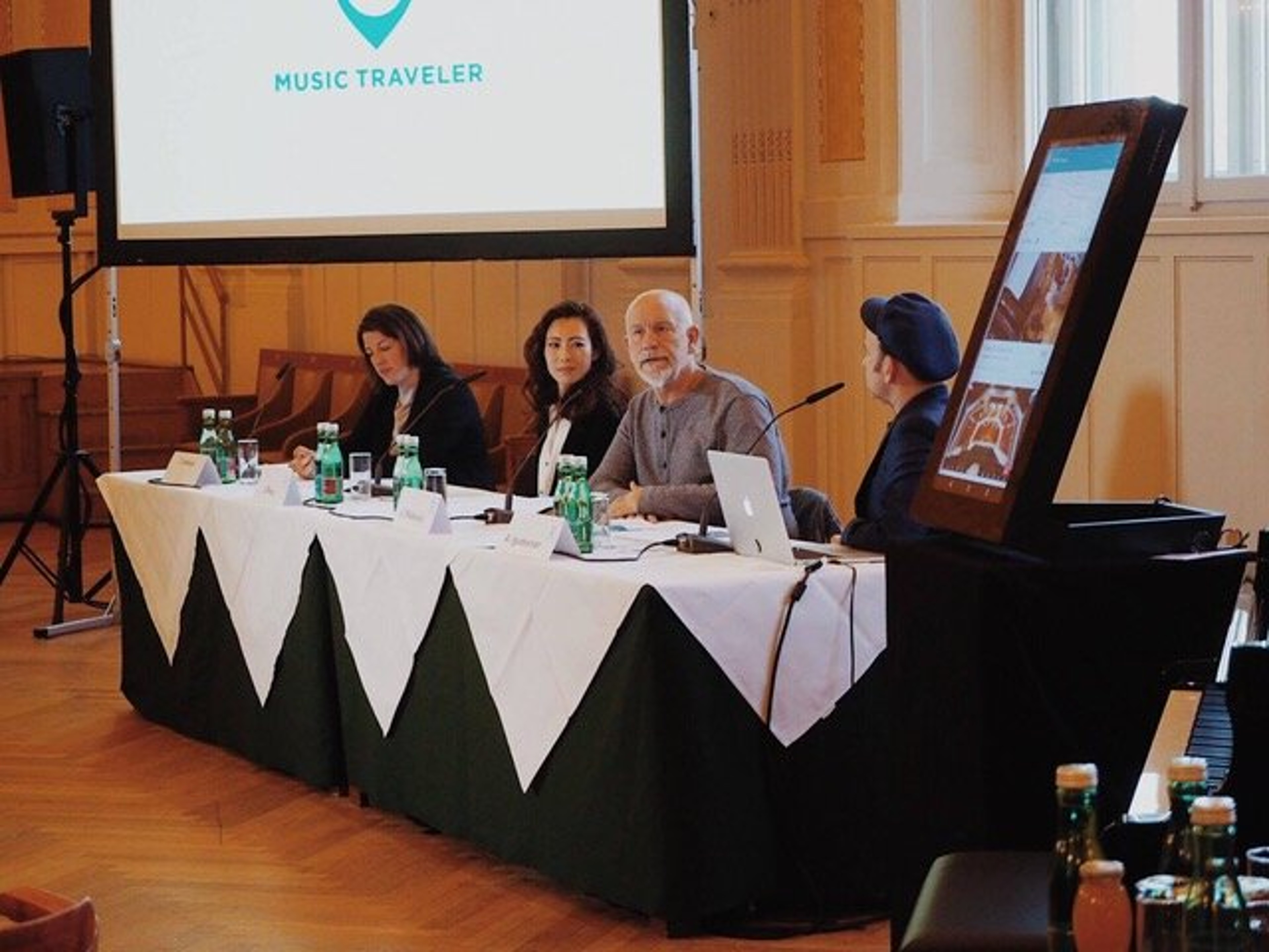 An Interview with Co-Founder, Julia Rhee: Viennese Startup revolutionizing the world
