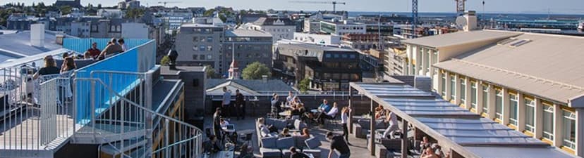 Rooftop Bar with rooms PETERSEN SVÍTA