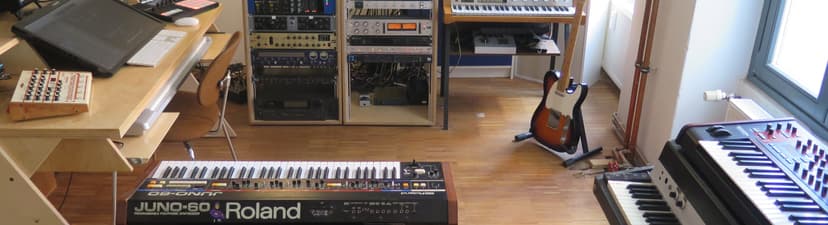 Beautiful studio workingspace in old factoryfloor