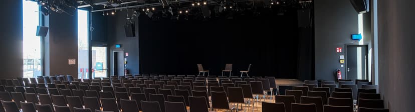 Saal X - The Signature Space